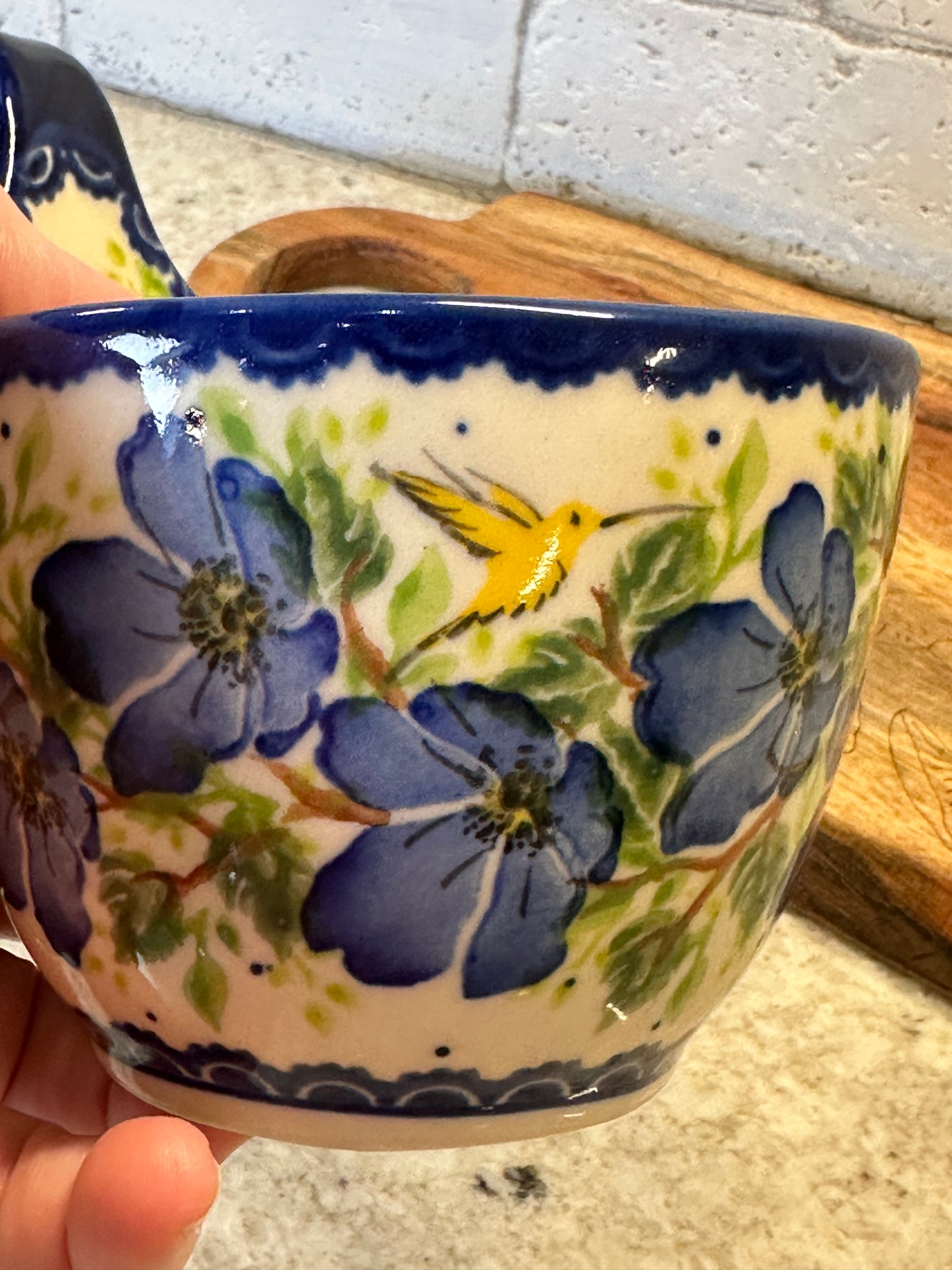 Kalich, Art Level A2, Blue Magnolia with Yellow Bird, Loop Mug/Bowl