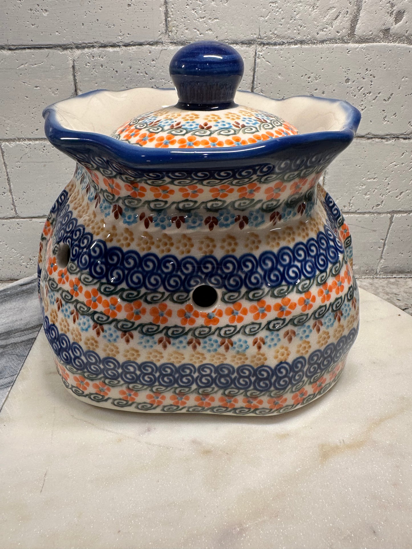 Andy Polish Pottery, Unikat, Garlic/Potato/Onion Covered Jar, Preowned