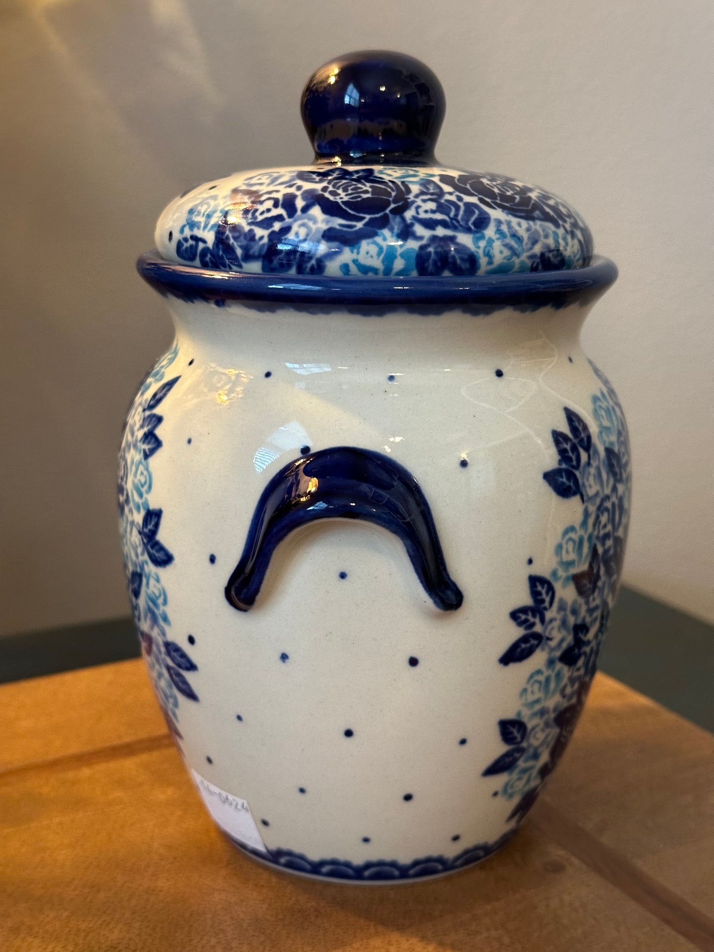 Kalich Polish Pottery, Art Level, Unikat Blue Rose Covered Container
