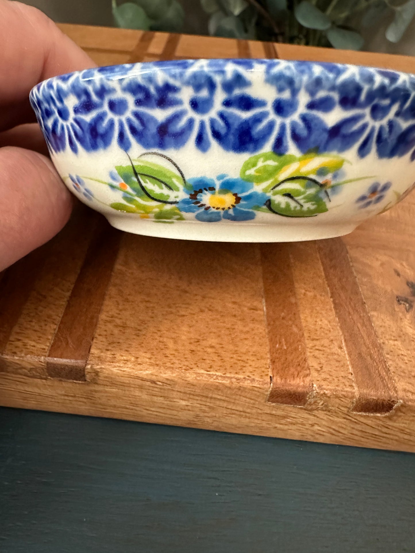 Kalich Polish Pottery, Unikat Art Level 1, Peck & Petal In Blue, Chicken Dish