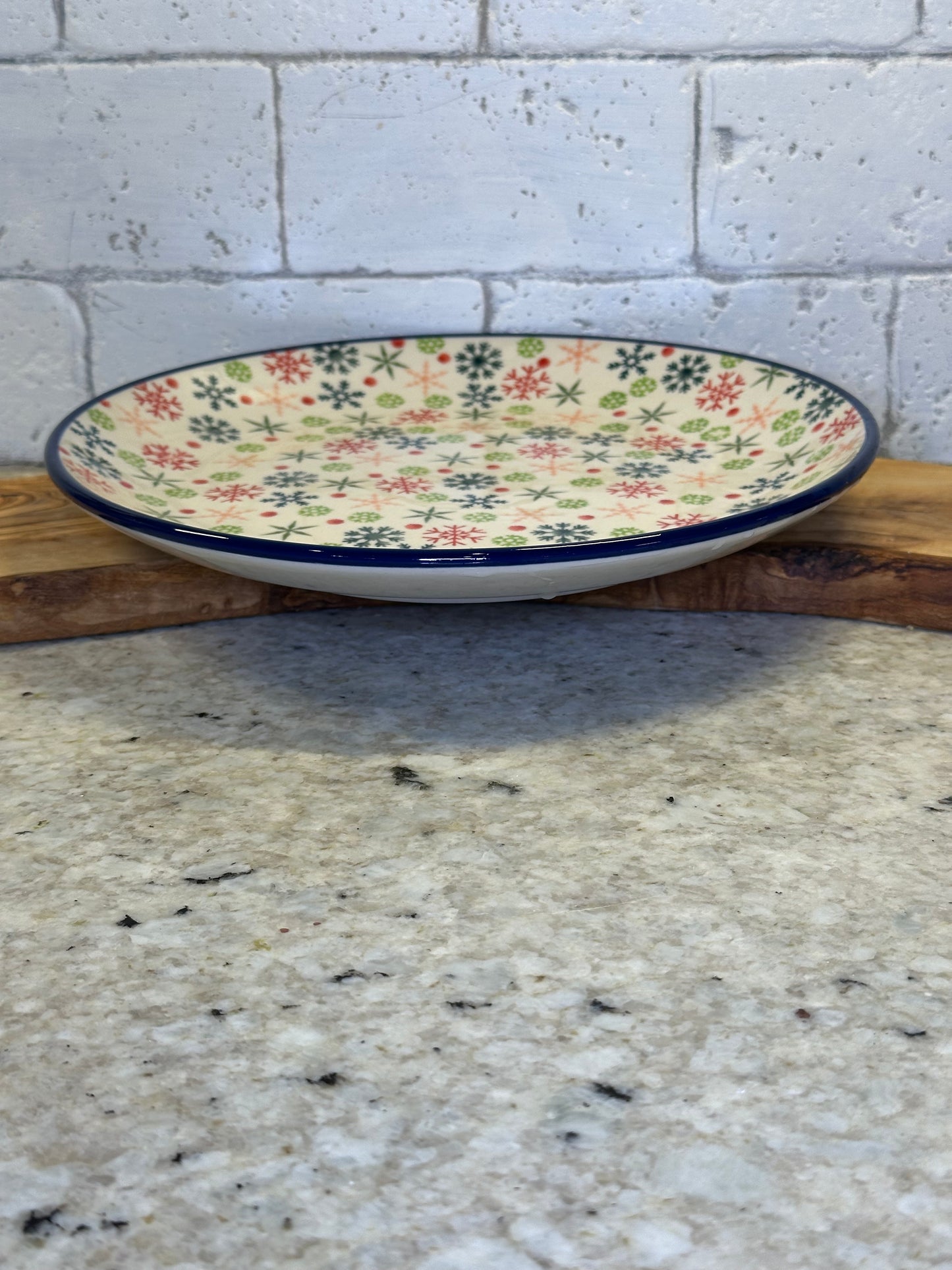 Ceramika Artystyczna Polish Pottery, Unikat 5038 Holly Jolly, Dinner Plate 10"