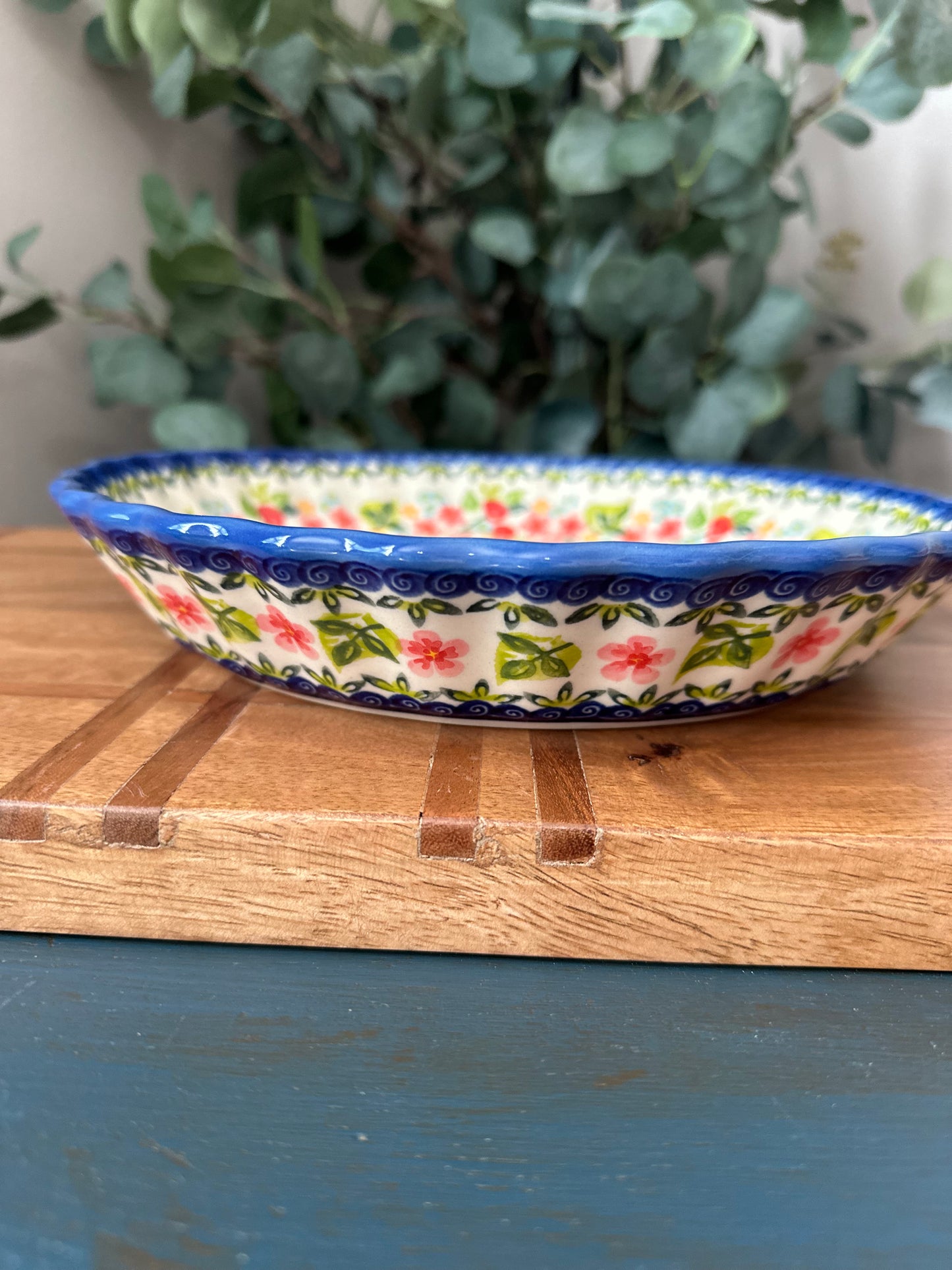 Kalich Polish Pottery, Unikat Art Level, Cherries & Blossoms, 10" Fluted Pie Baker/Server