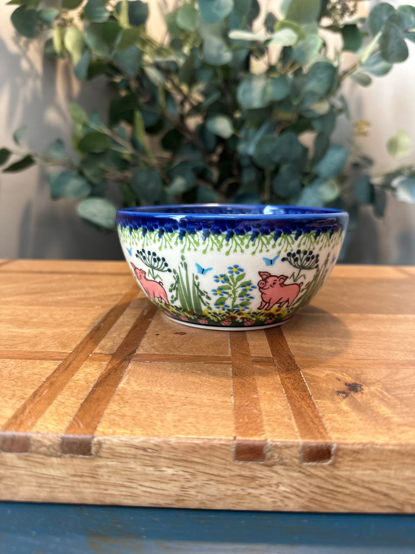 Kalich Polish Pottery. Unikat Art Level 1, Here Piggy Piggy, 5.25" Bowl
