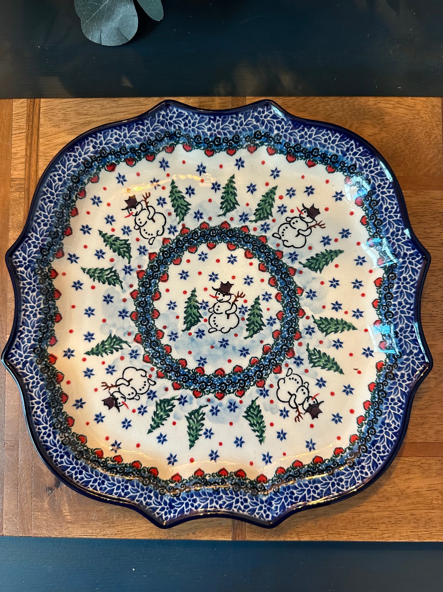 Ceramika Artystyczna Polish Pottery, Unikat Dancing Snowman, 8 Point Plate