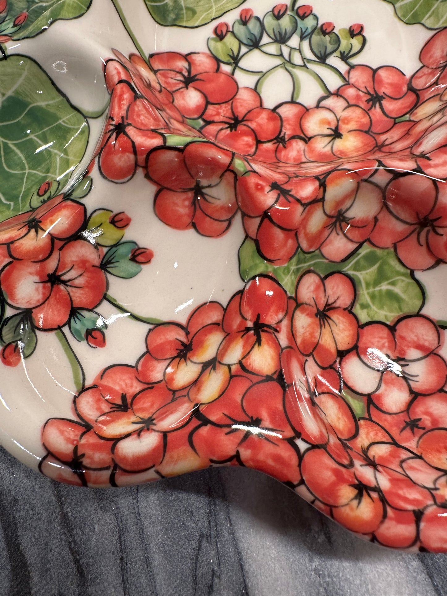 Millena Polish Pottery, Unikat Hydrangea, 10" Egg Plate