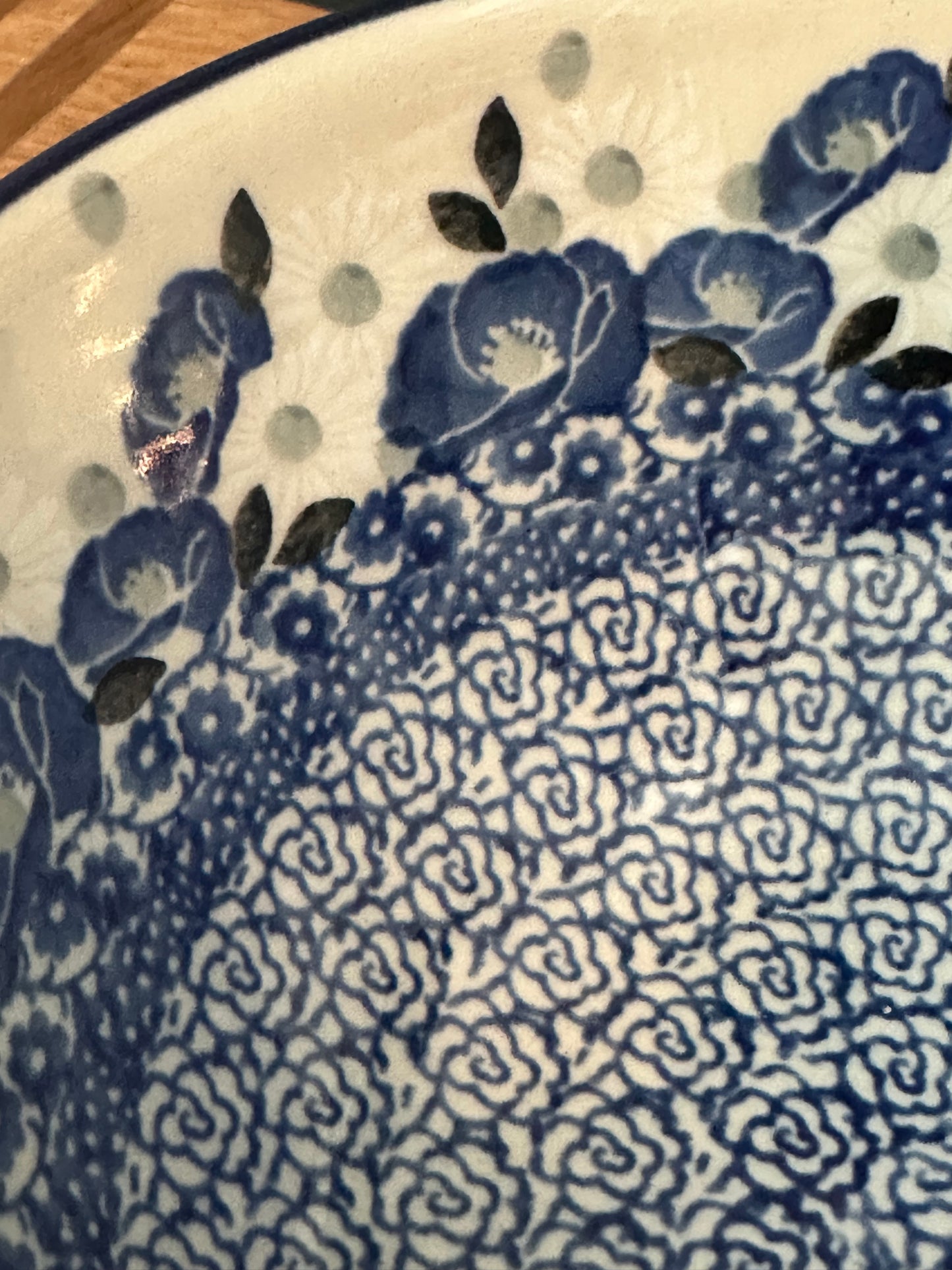 Ceramika Artystyczna Polish Pottery, Blue Poppy & White Daisy Bowl