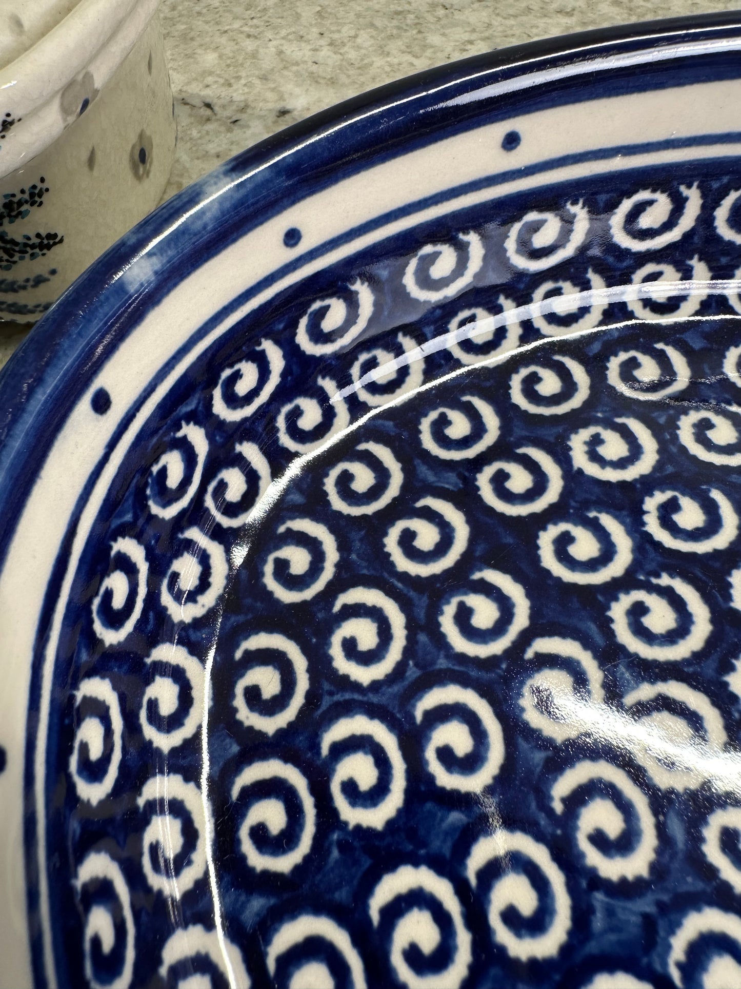 Zaklady Polish Pottery, Traditional Swirls, Large Baker, Preowned