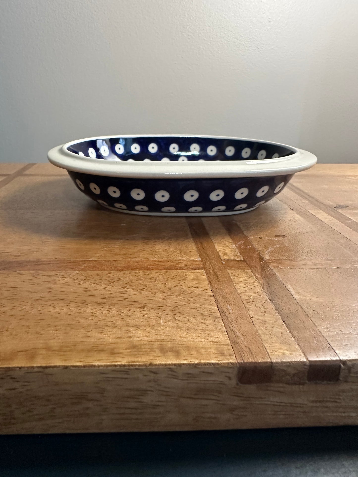 Zaklady Polish Pottery, Traditional Pattern, Owls Eye Bowl/Tray 6"