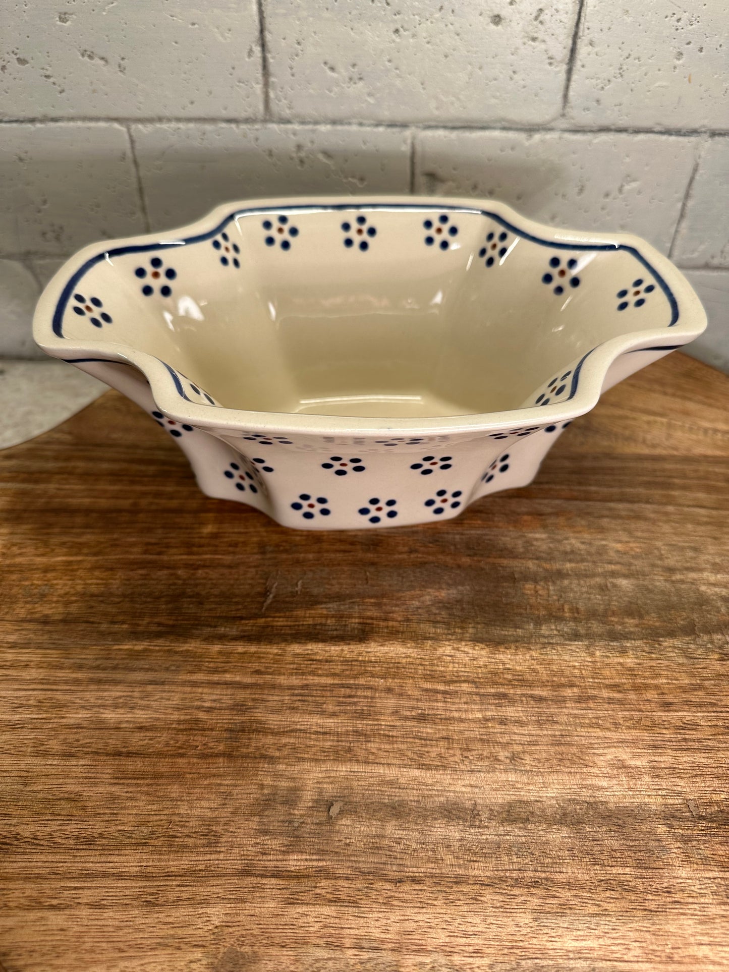 Zaklady Polish Pottery, Traditional Serving Bowl/Baker/Server Preowned
