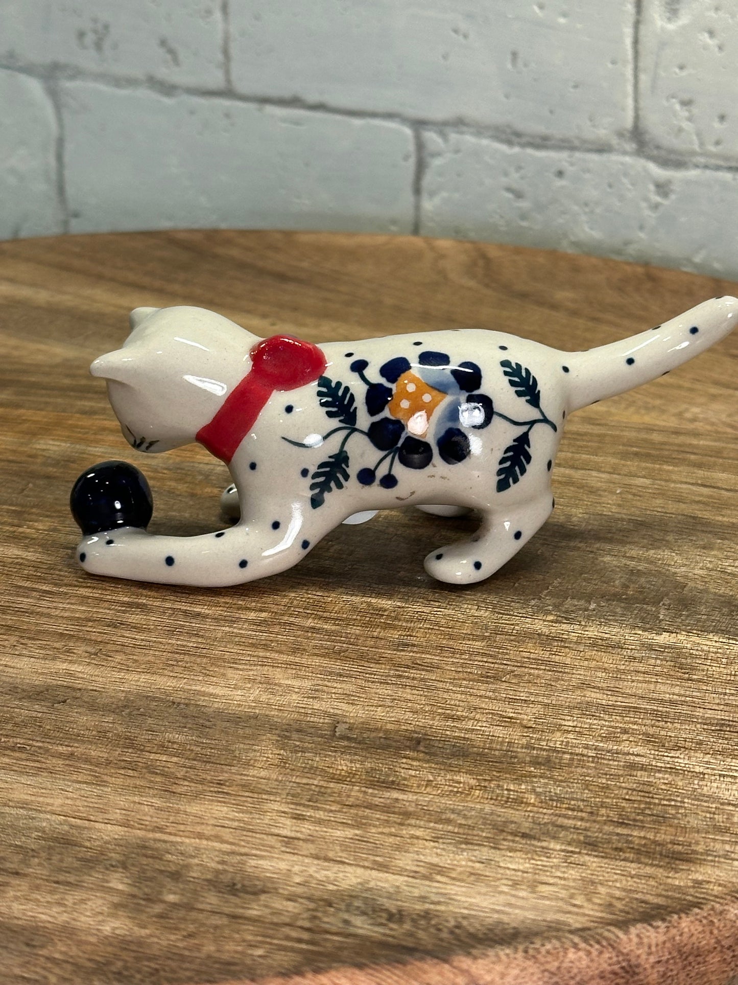 Manufaktura Polish Pottery, Kitty Cat with Ball Figurine