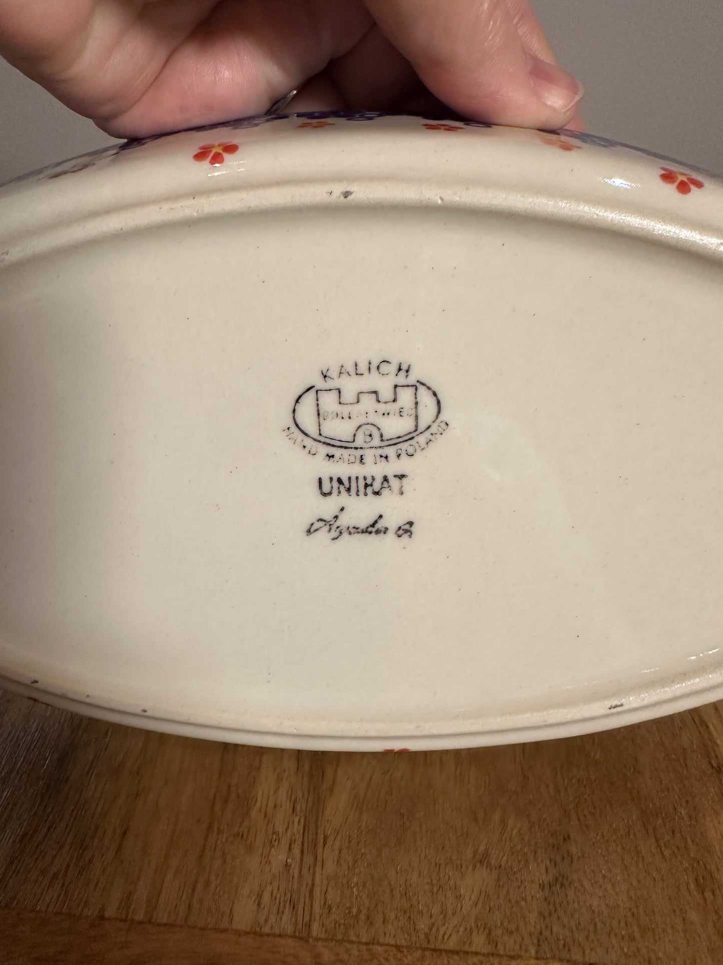 Kalich, Bee House Oval Medium Baker/Bowl