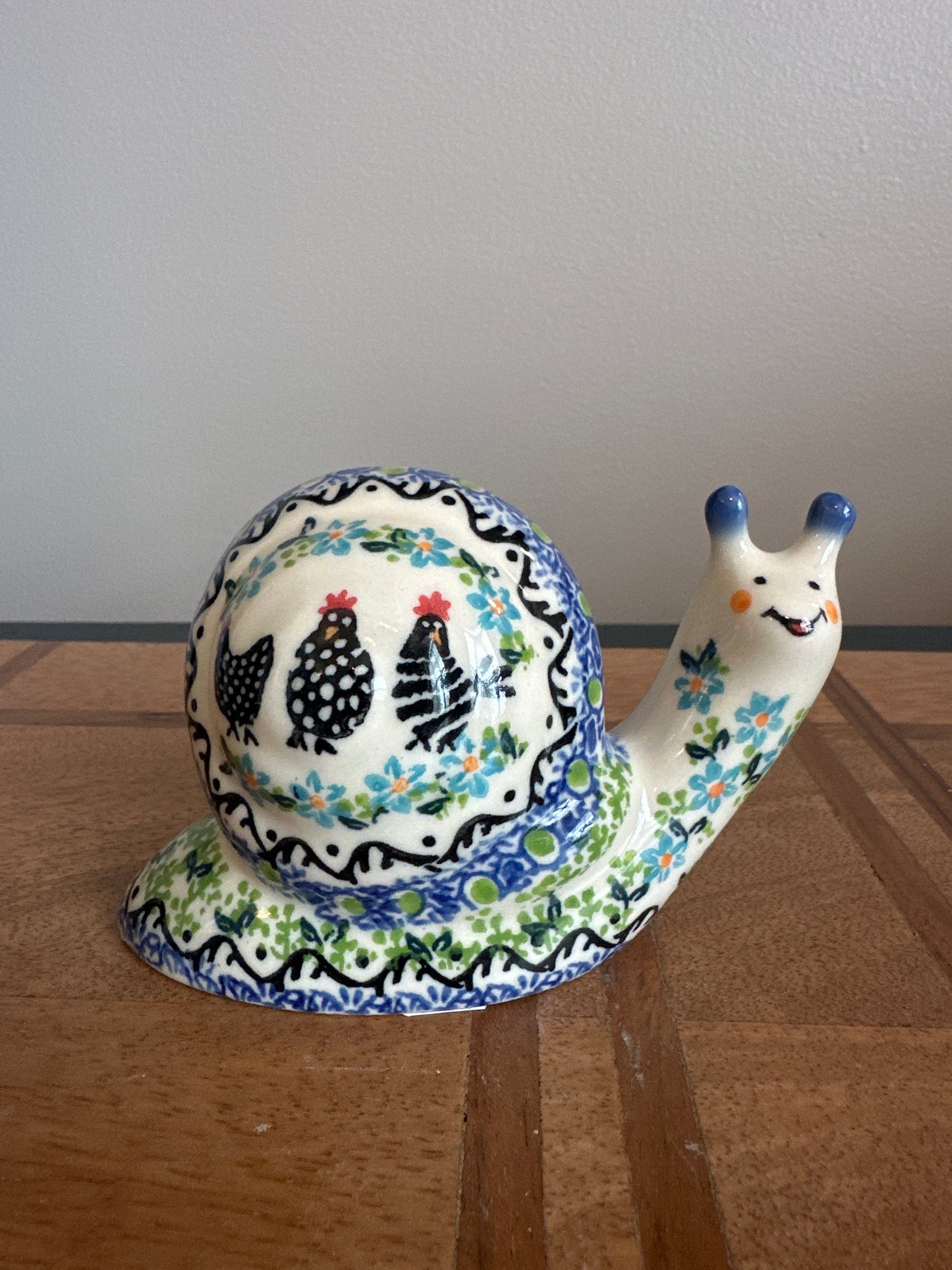 Galia Polish Pottery Black Chicken Medium Snail Figurine