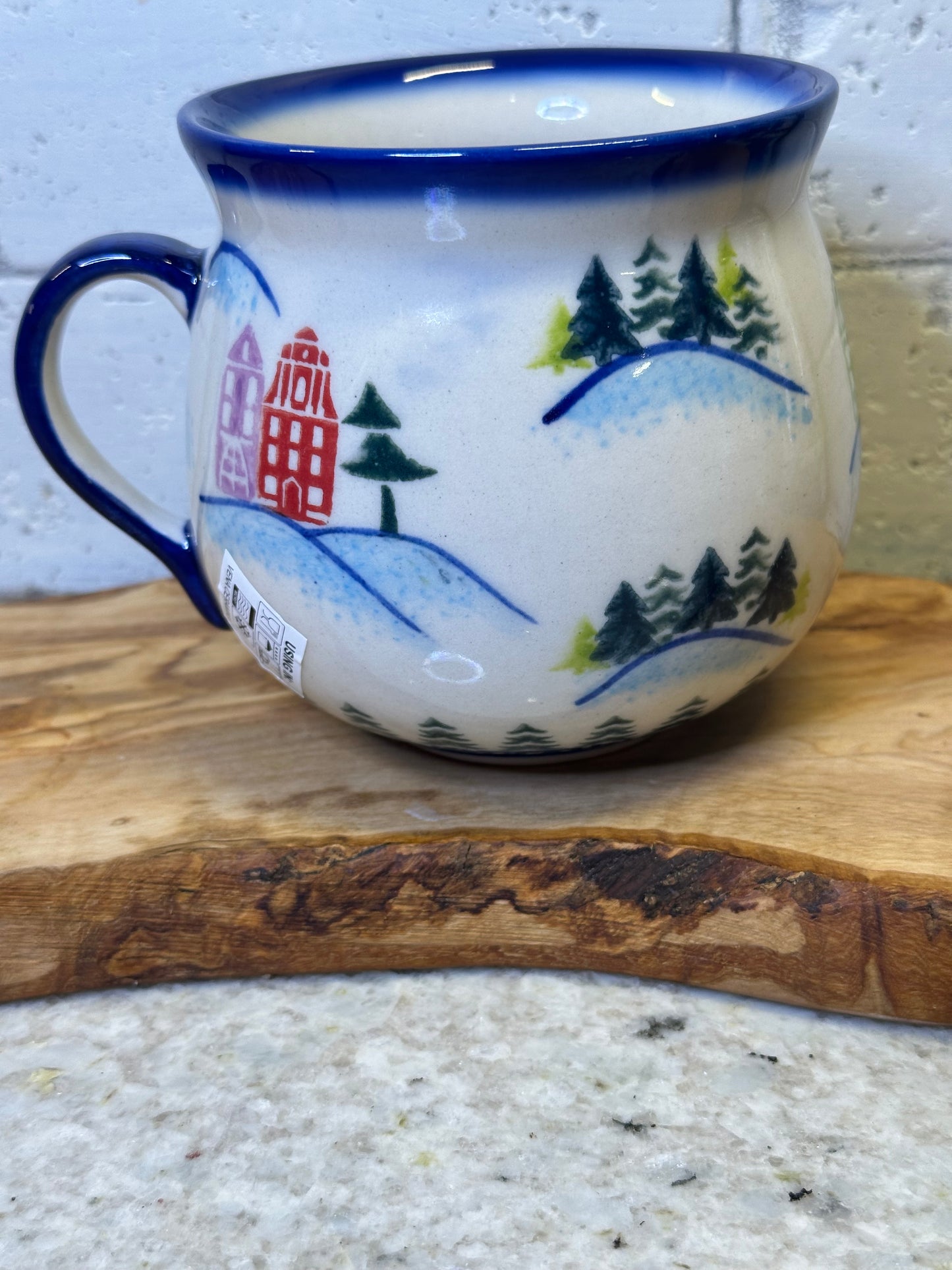 Vena Polish Pottery, Snowman Sleigh Colored Houses, Bubble Mug 16 oz
