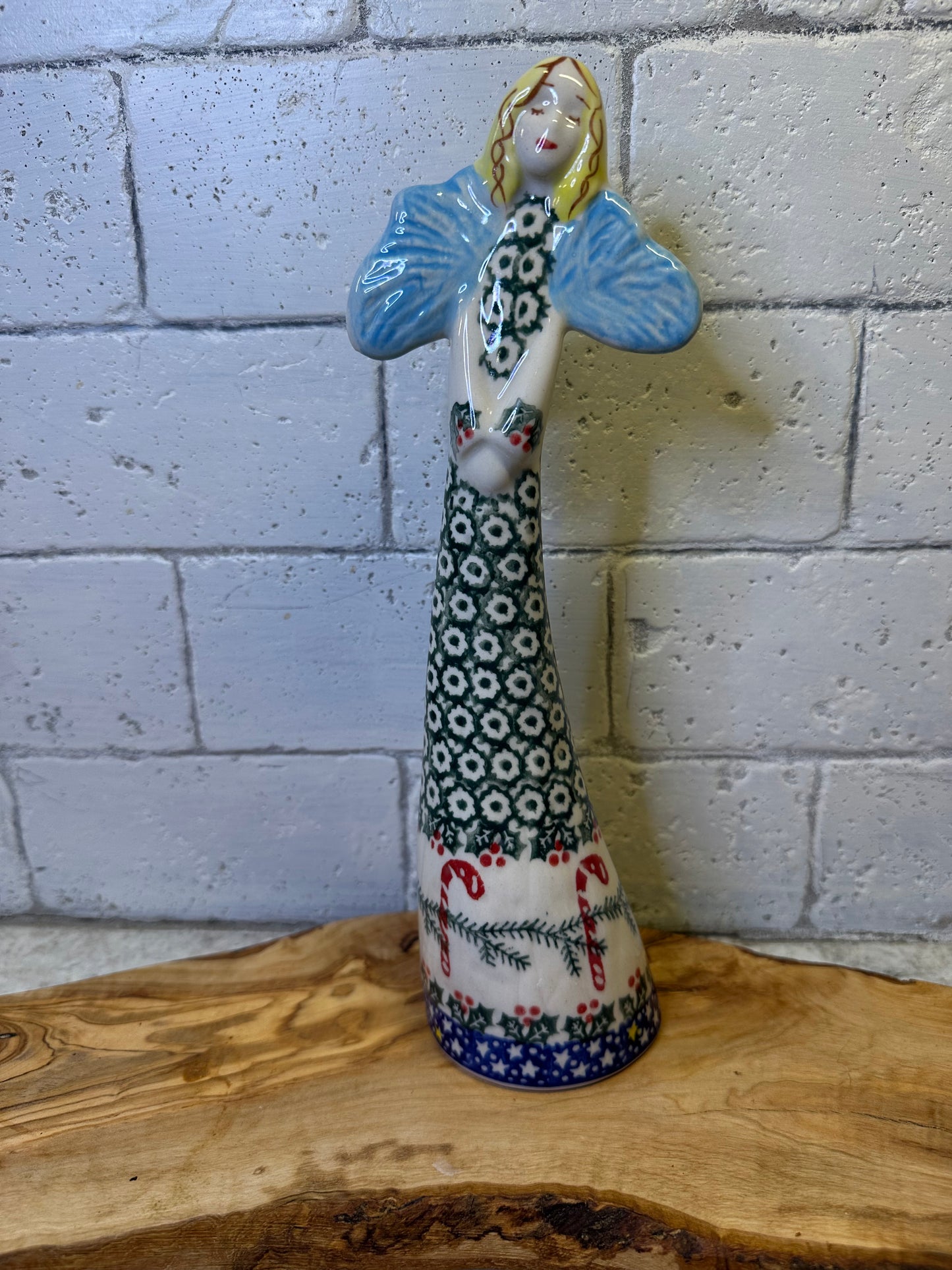 Vena Polish Pottery, Tall Angel Candycane, 10.5"