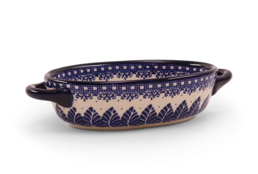 Millena Polish Pottery, Pattern: B176, Oval Baker with Handles