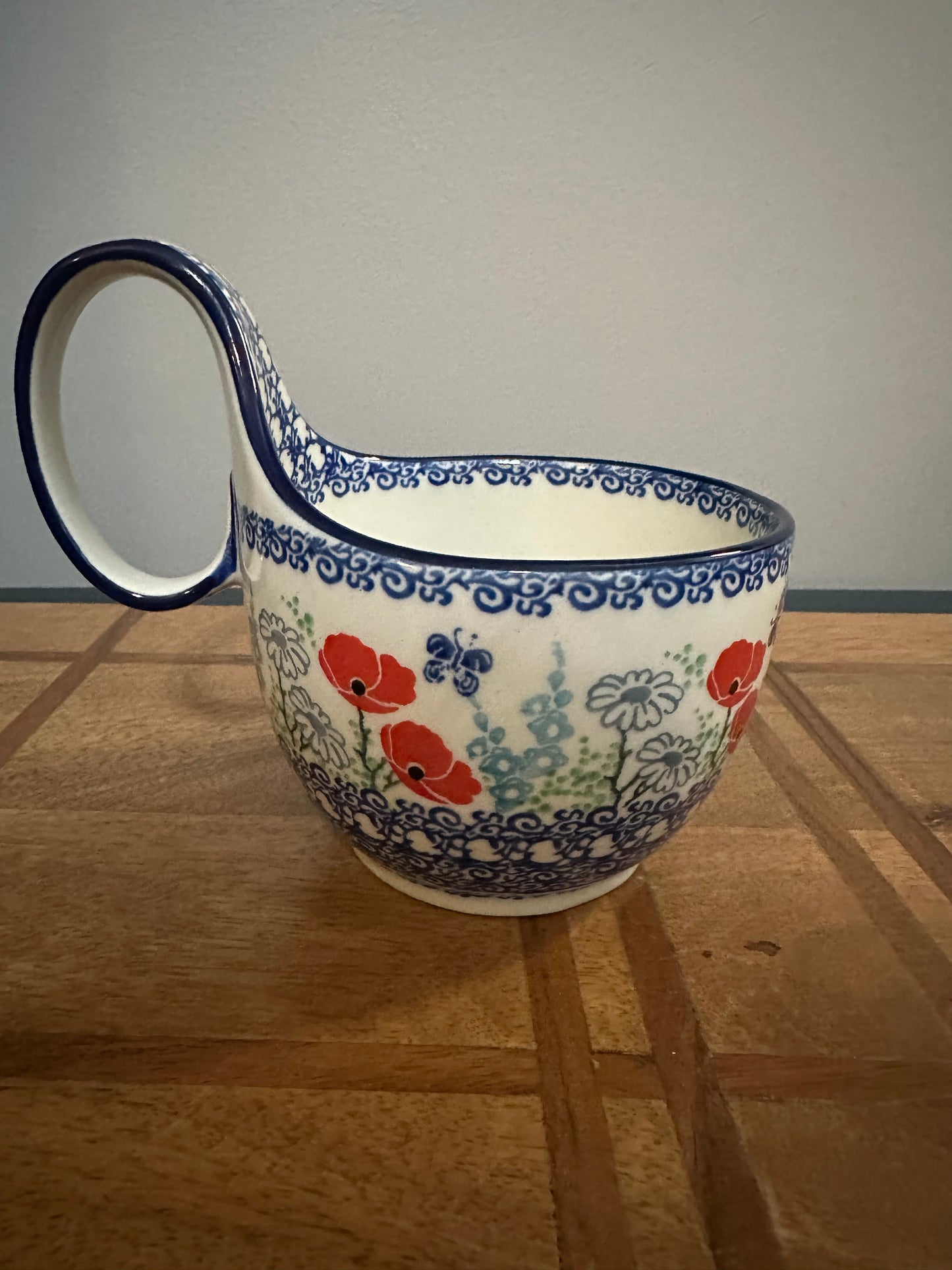 Ceramika Artystyczna Polish Pottery, Red Poppy with Daisies & Butterflies, Loop Mug Bowl