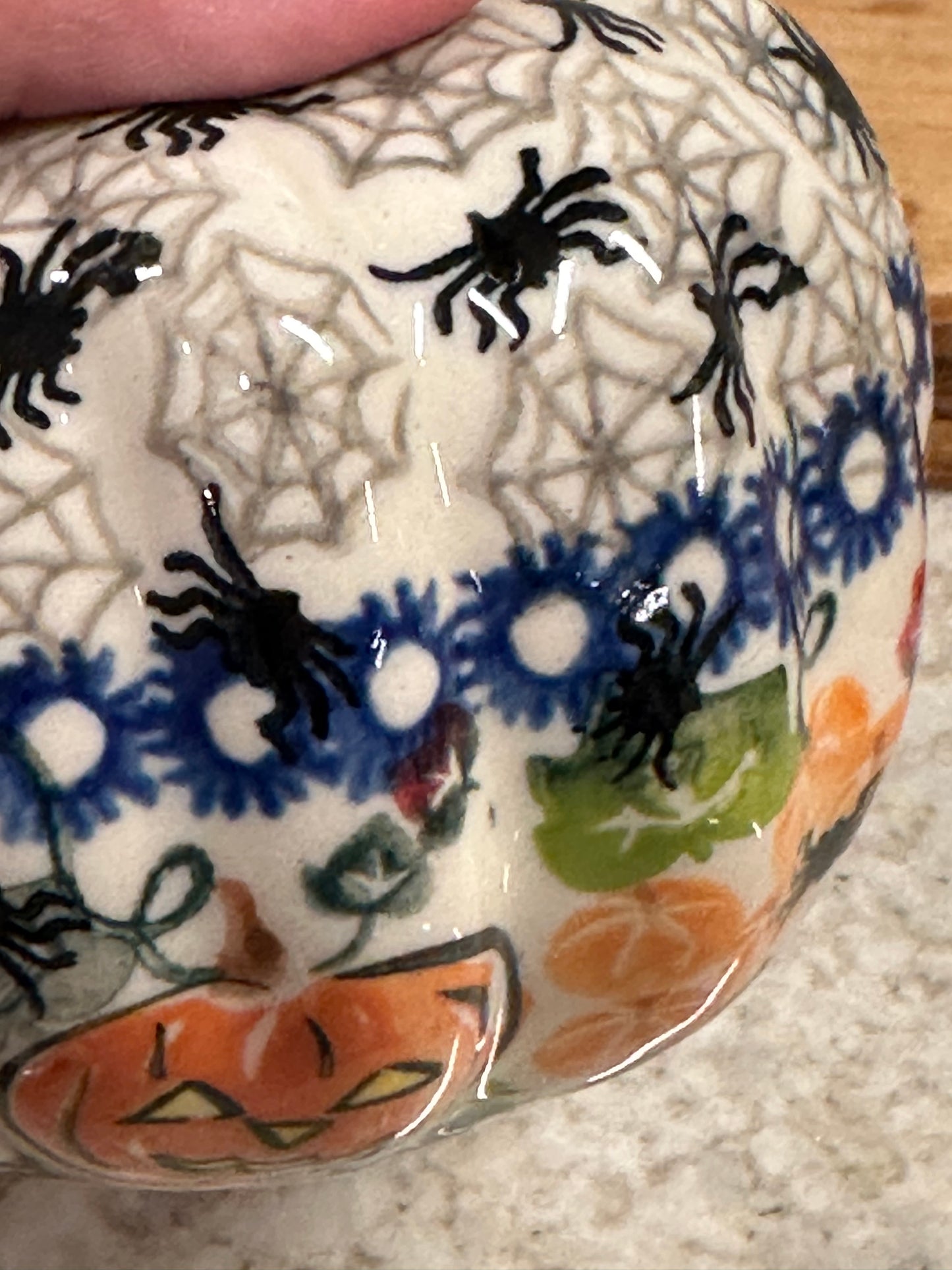 Vena, Trick Or Treat Pumpkin Figurine
