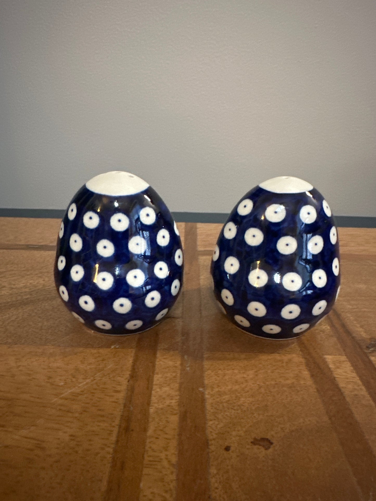 Zaklady Polish Pottery Owls Eye Salt & Pepper Set