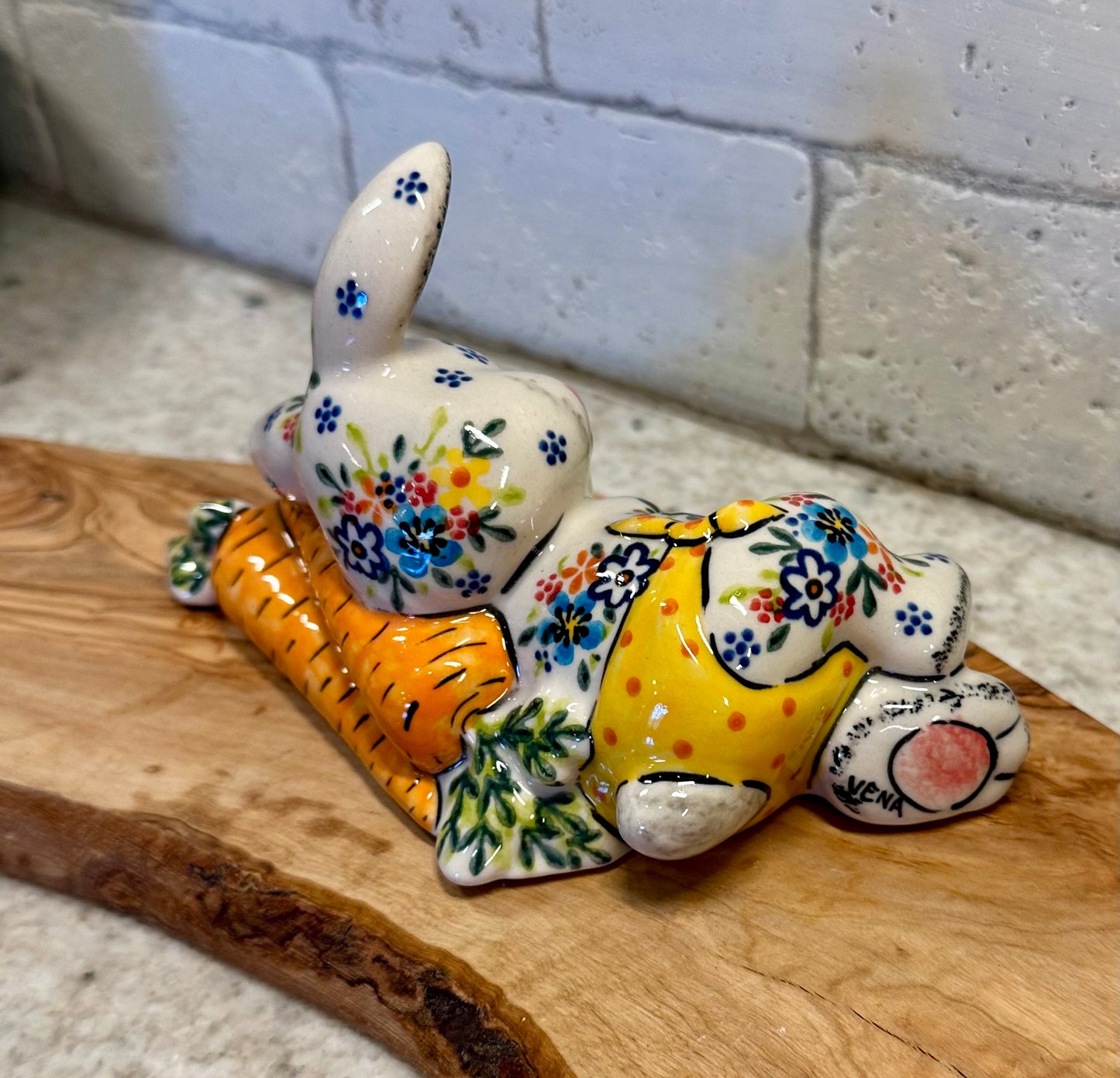 Vena Sweet Bunny Figurine