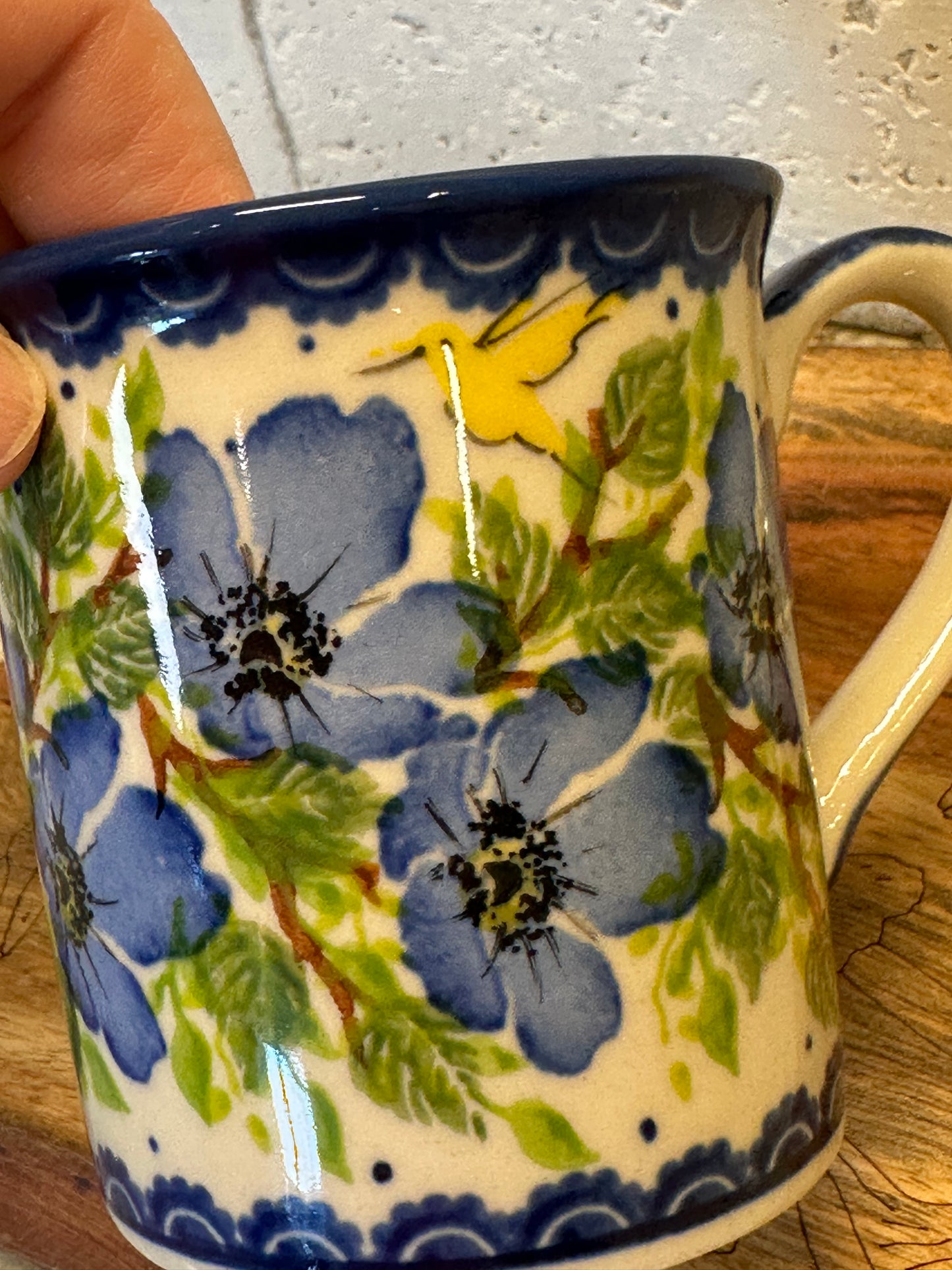 Kalich, Art Level A2, Blue Magnolia with Yellow Bird, Straight Mirek Mug 10 oz.
