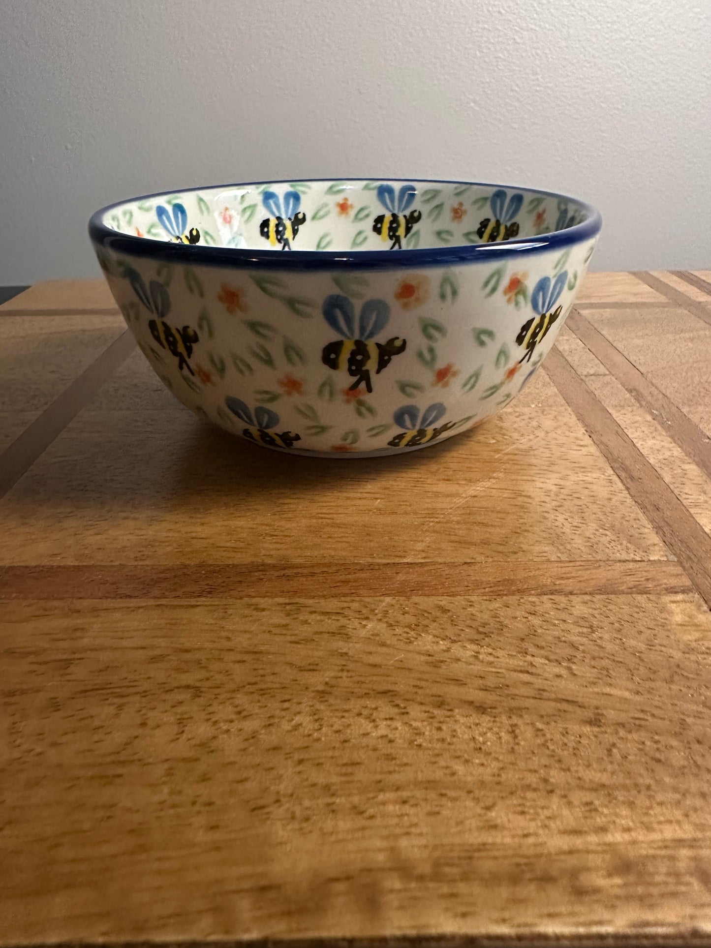 Ceramika Artystyczna Polish Pottery, Bee Bowl.