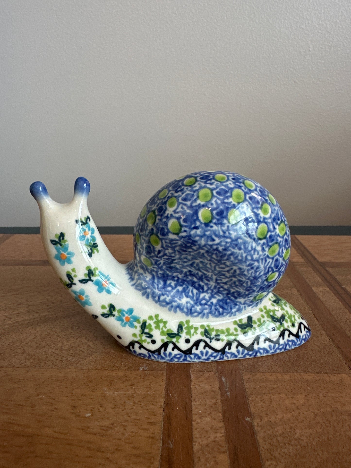 Galia Polish Pottery Black Chicken Medium Snail Figurine