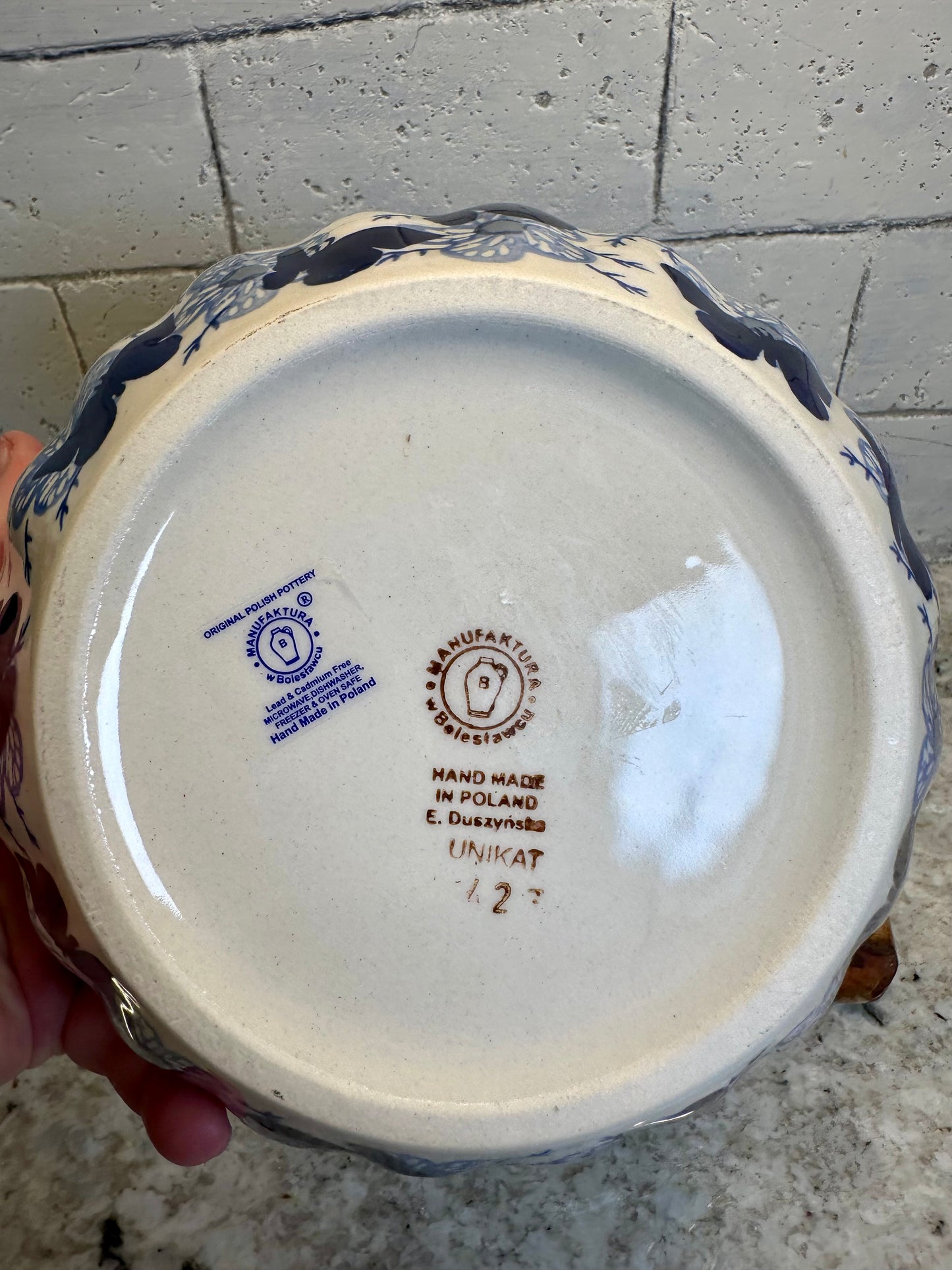 Manufaktura, Blue Butterfly, Scalloped Round Bowl 7.75"