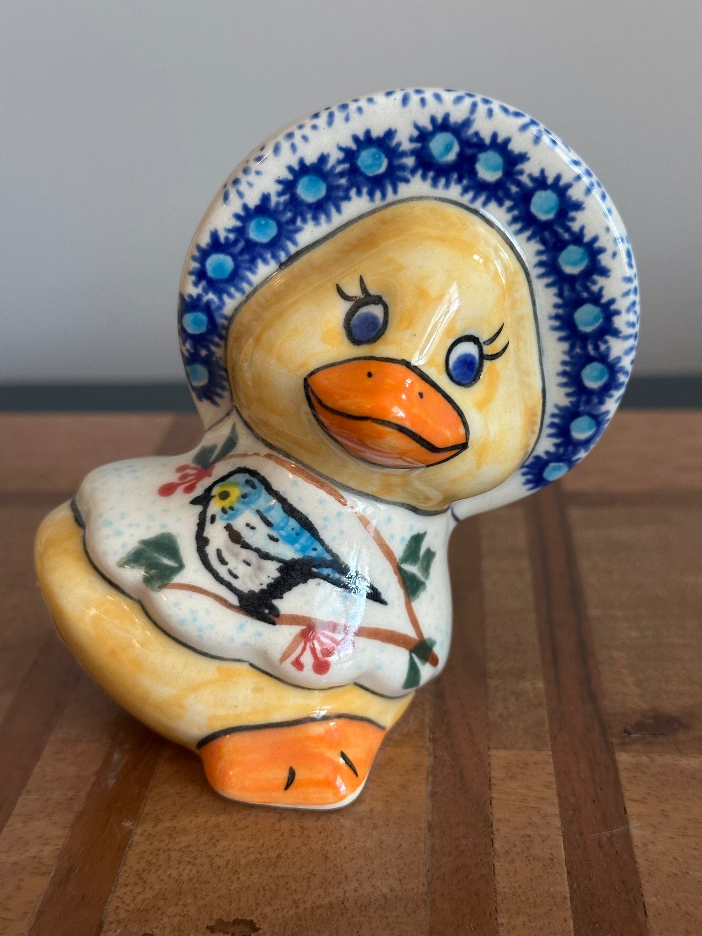 Vena Polish Pottery Bird and Berries Duck in Hat