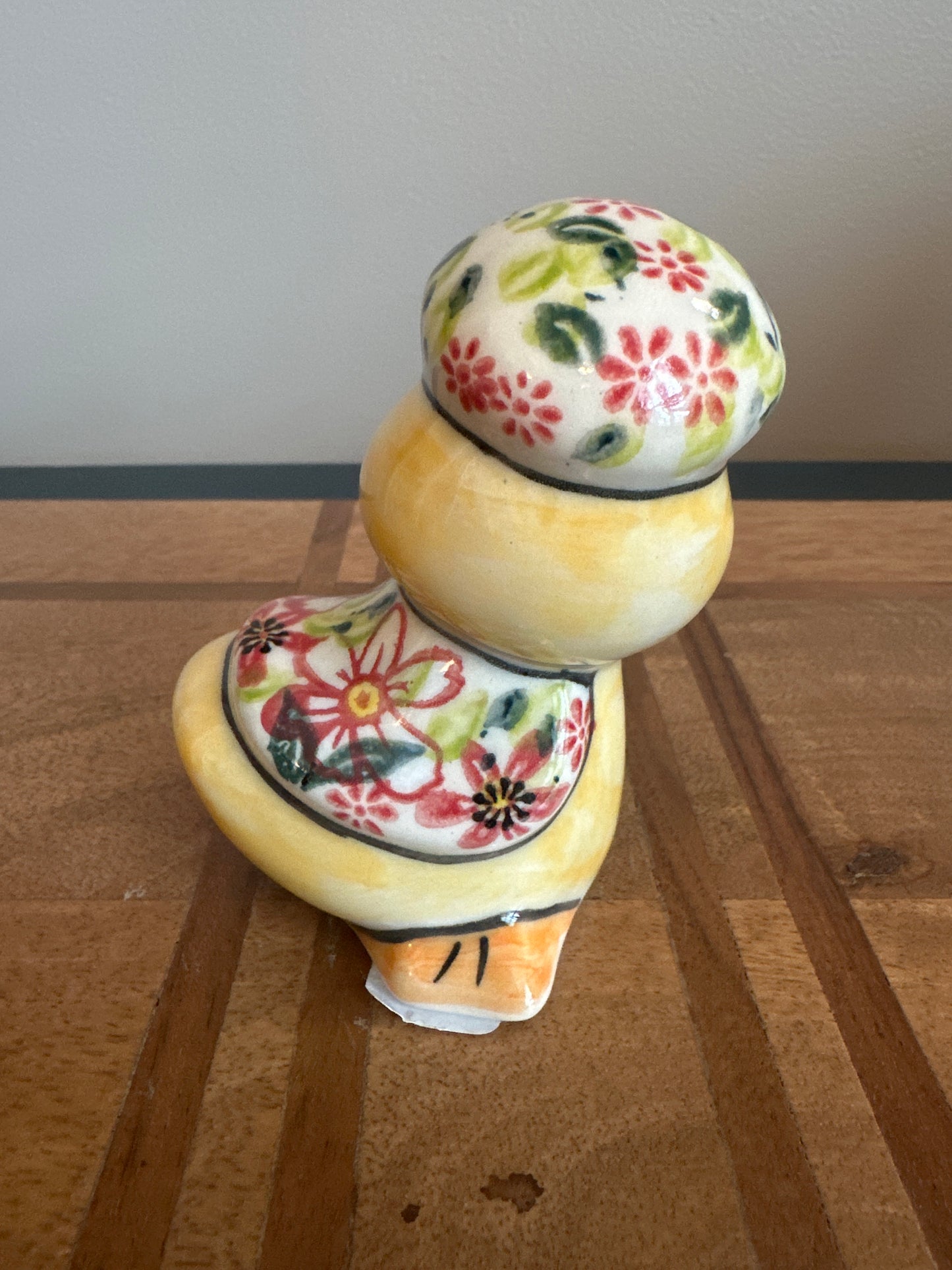 Vena Polish Pottery Crimson Garden Duck with Mushroom Hat Figurine
