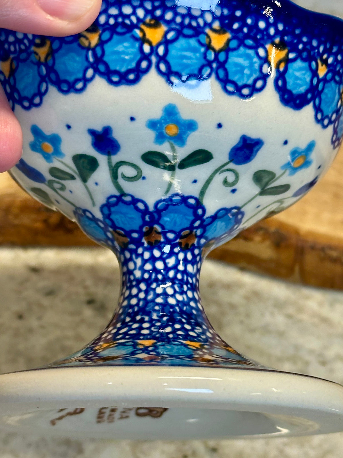 Vena, Savannah/Blue Tulips, Pedestal, Wavy Dessert/Dip Bowl