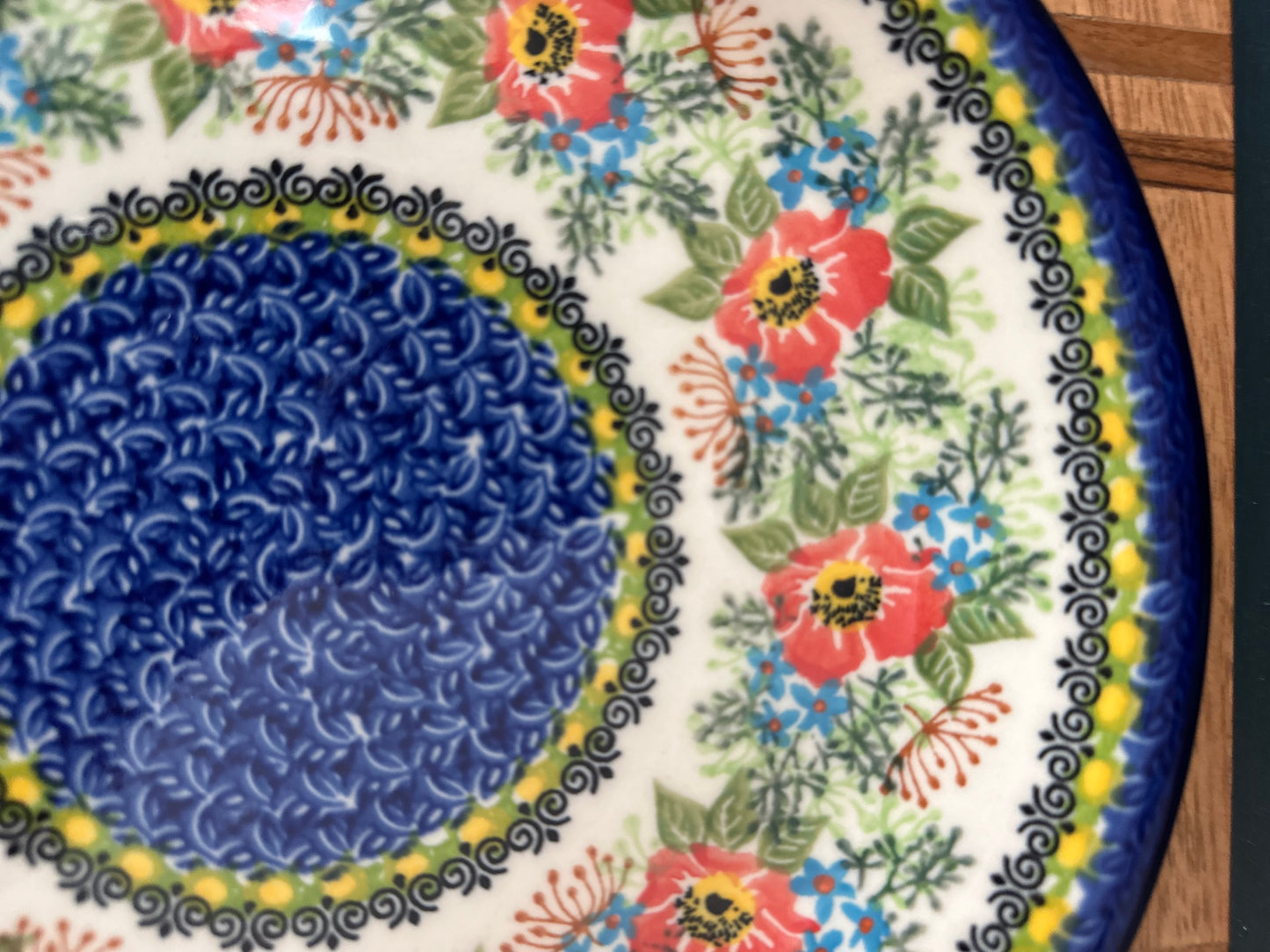 Kalich Polish Pottery, Unikat Art Level 1, Red Poppy & Teal Echo Bloom, 10.5" Dinner/Serving Plate