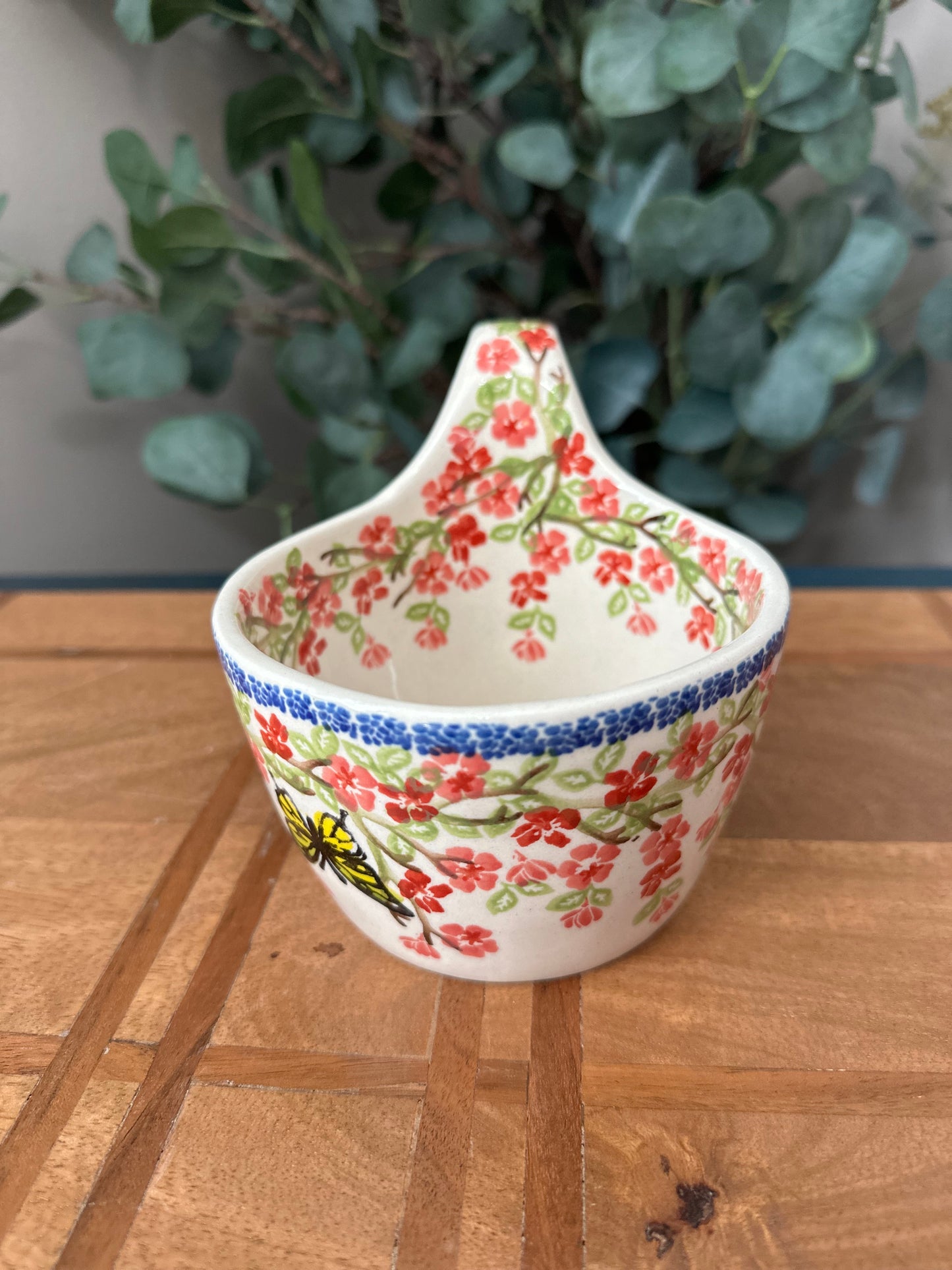 Ceramika Amfora Polish Pottery, Winged Spring, 16 oz. Loop Mug
