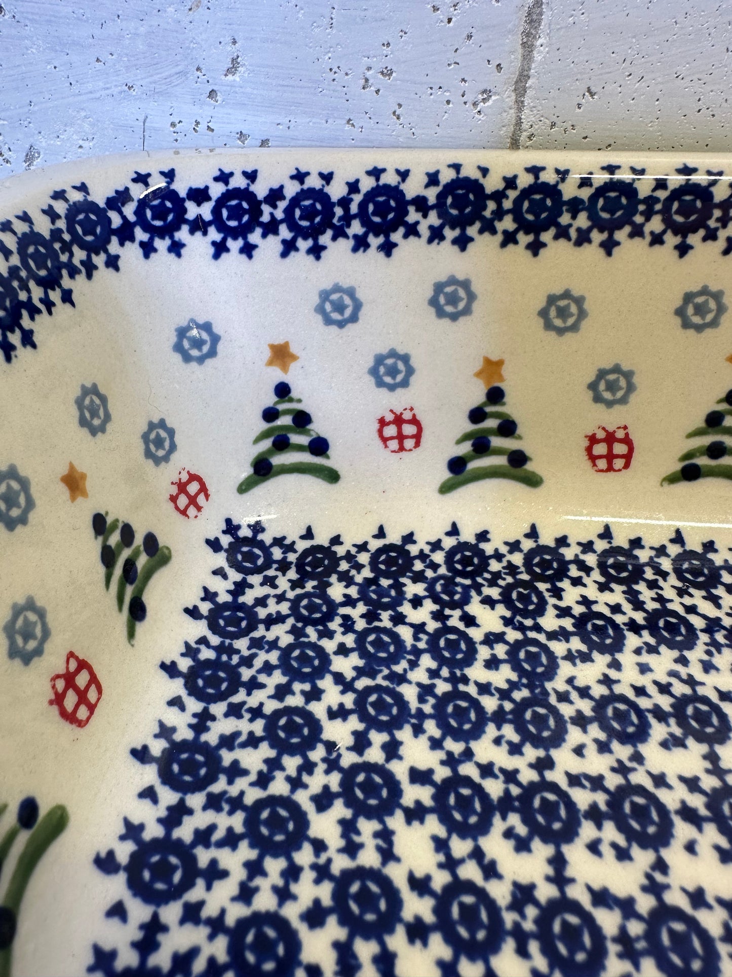 Manufaktura Polish Pottery, Snowflakes, Trees, & Presents, Large Rectangular Baker