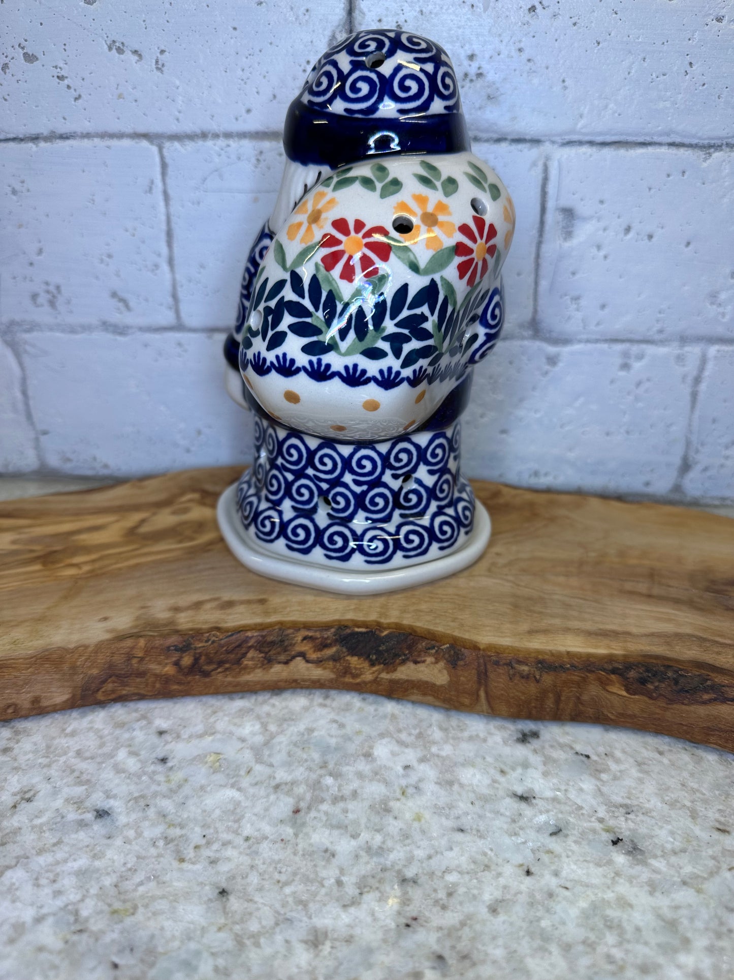 Manufaktura Polish Pottery, Wave Of Flowers, Santa Luminary 6"