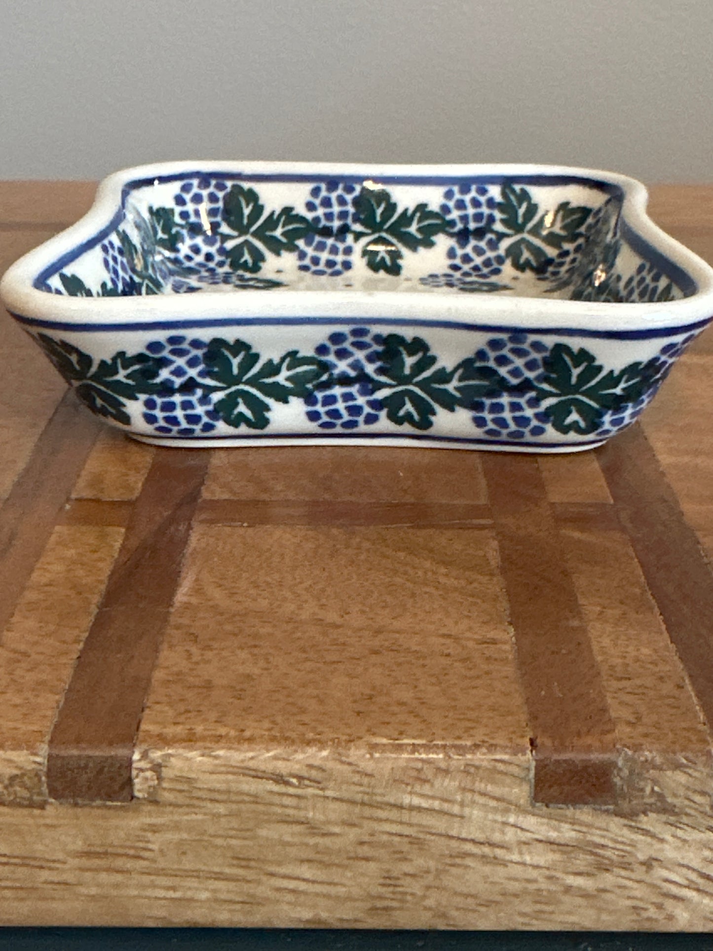 Ceramika Artystyczna Polish Pottery Blackberry 4" Bowl