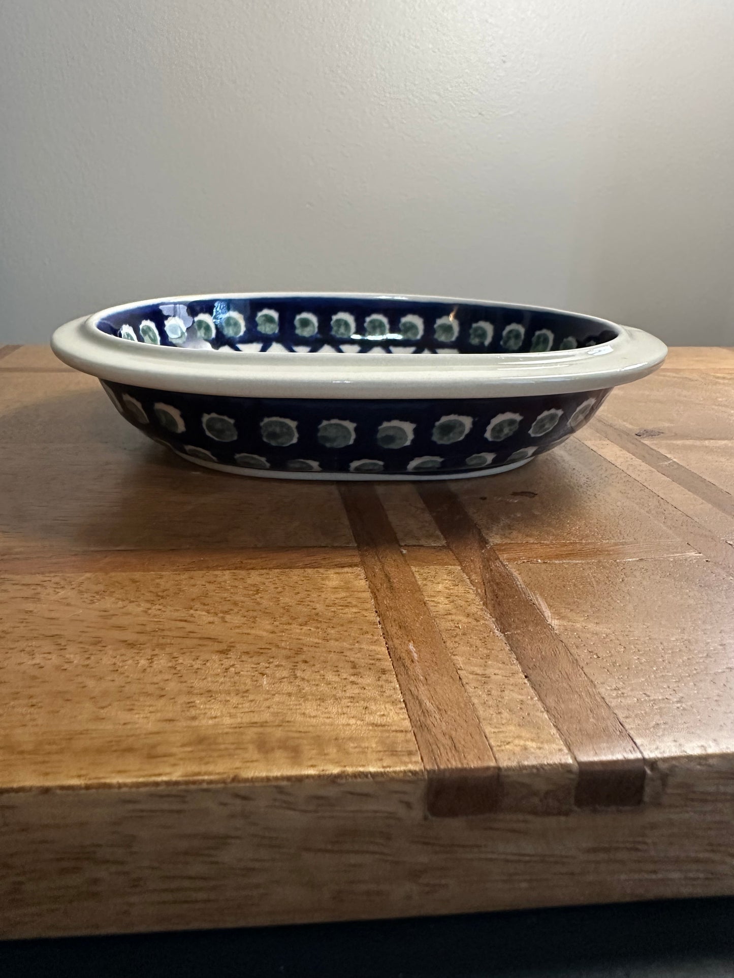 Zaklady Polish Pottery, Traditional Pattern, X Green Dot Oval Dish, 6"