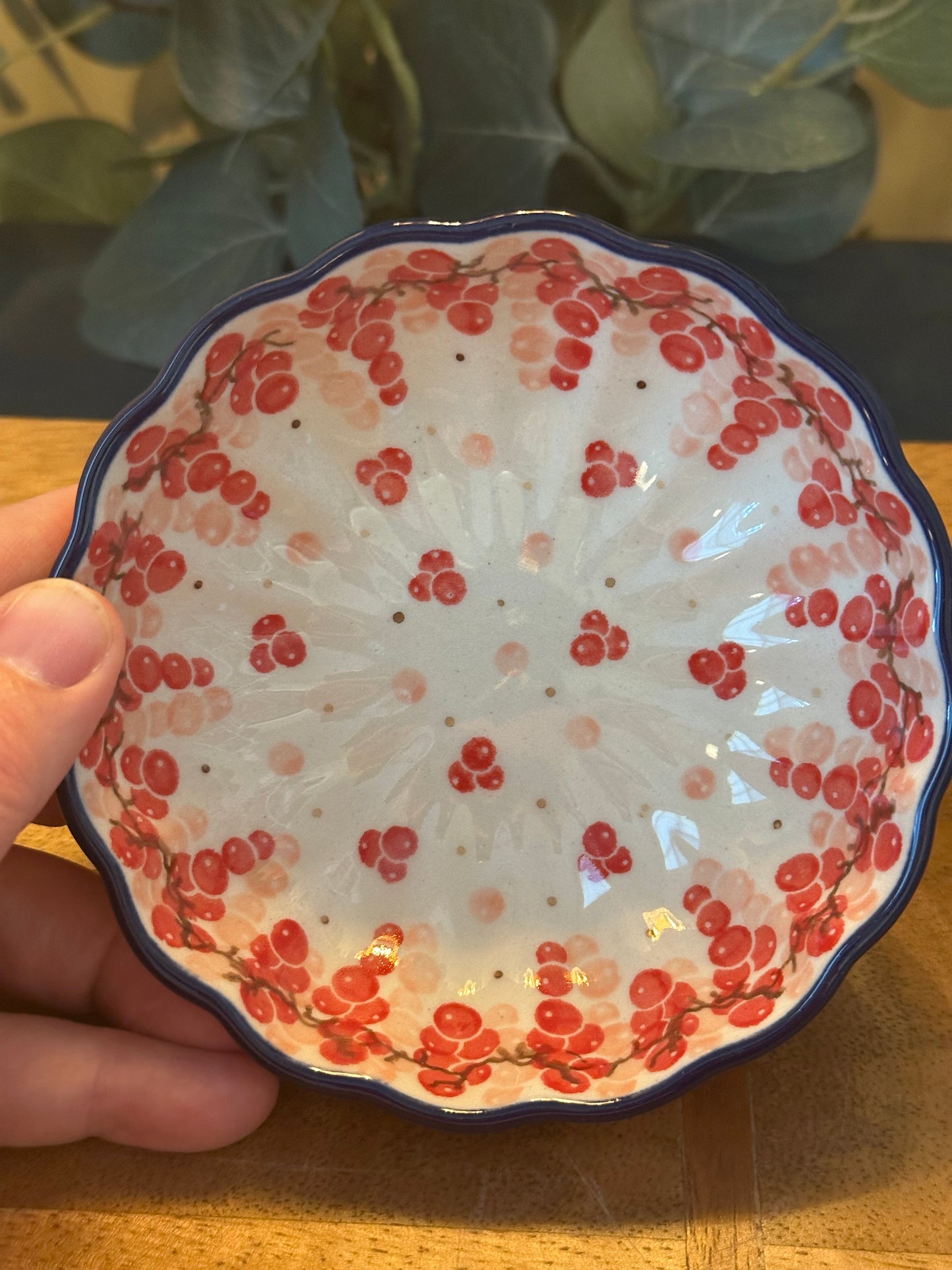Ceramika Artystyczna Polish Pottery, Pink Peppercorn, Small Scalloped Bowl