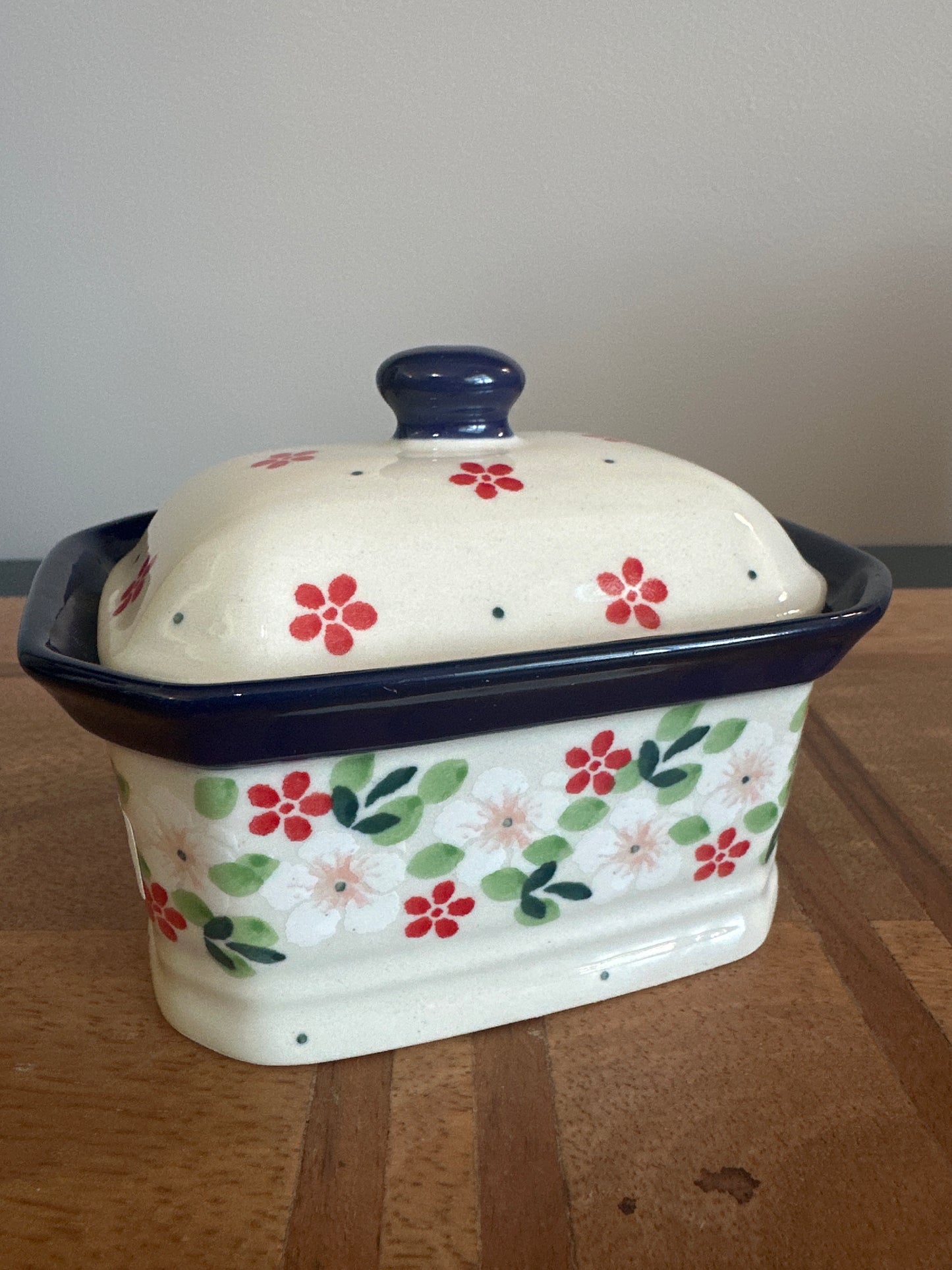 Ceramika Artystyczna Polish Pottery Carnation Lidded Box