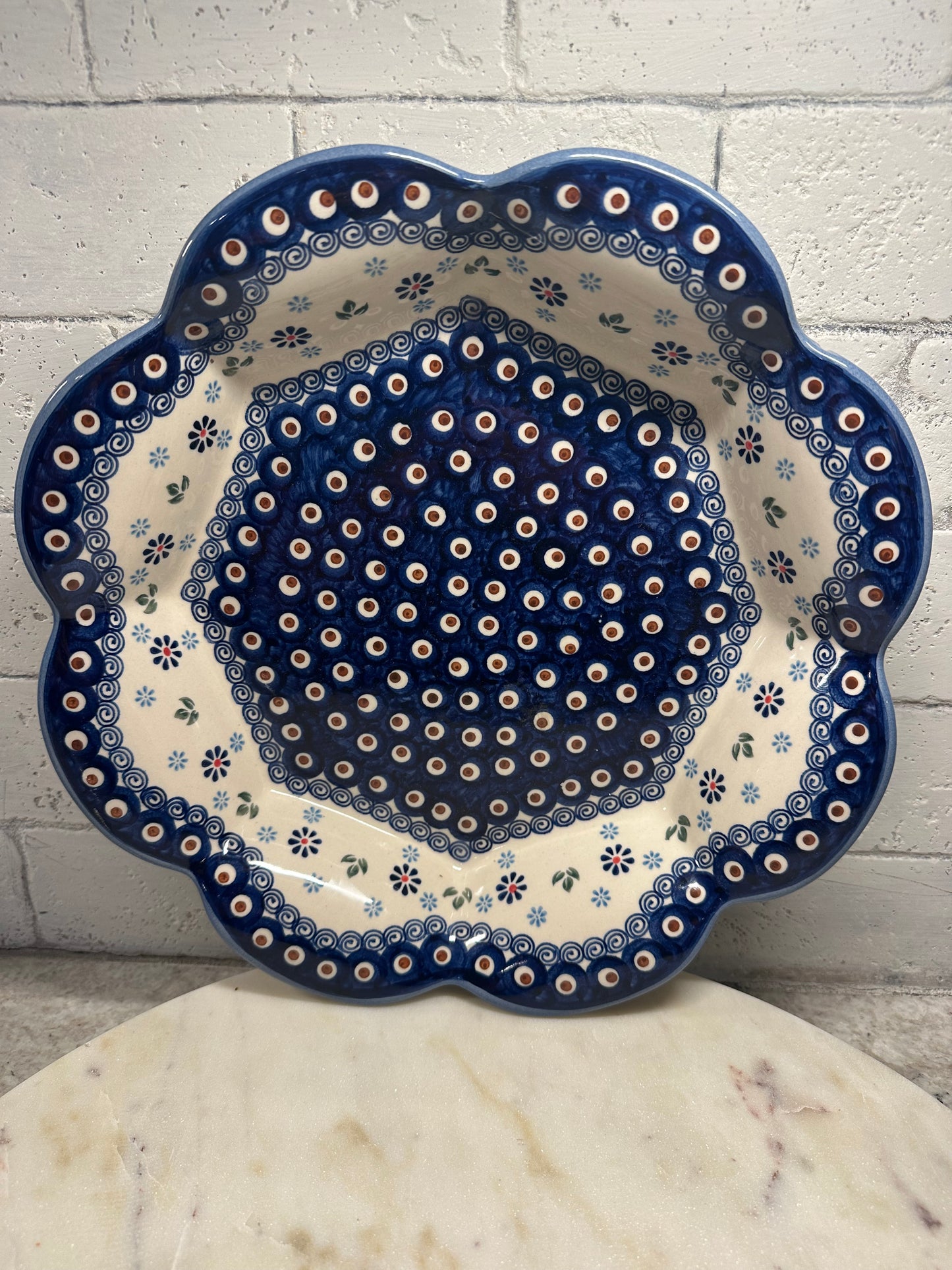 Wiza Polish Pottery, Scalloped 13" Baker/Serving Bowl, Preowned
