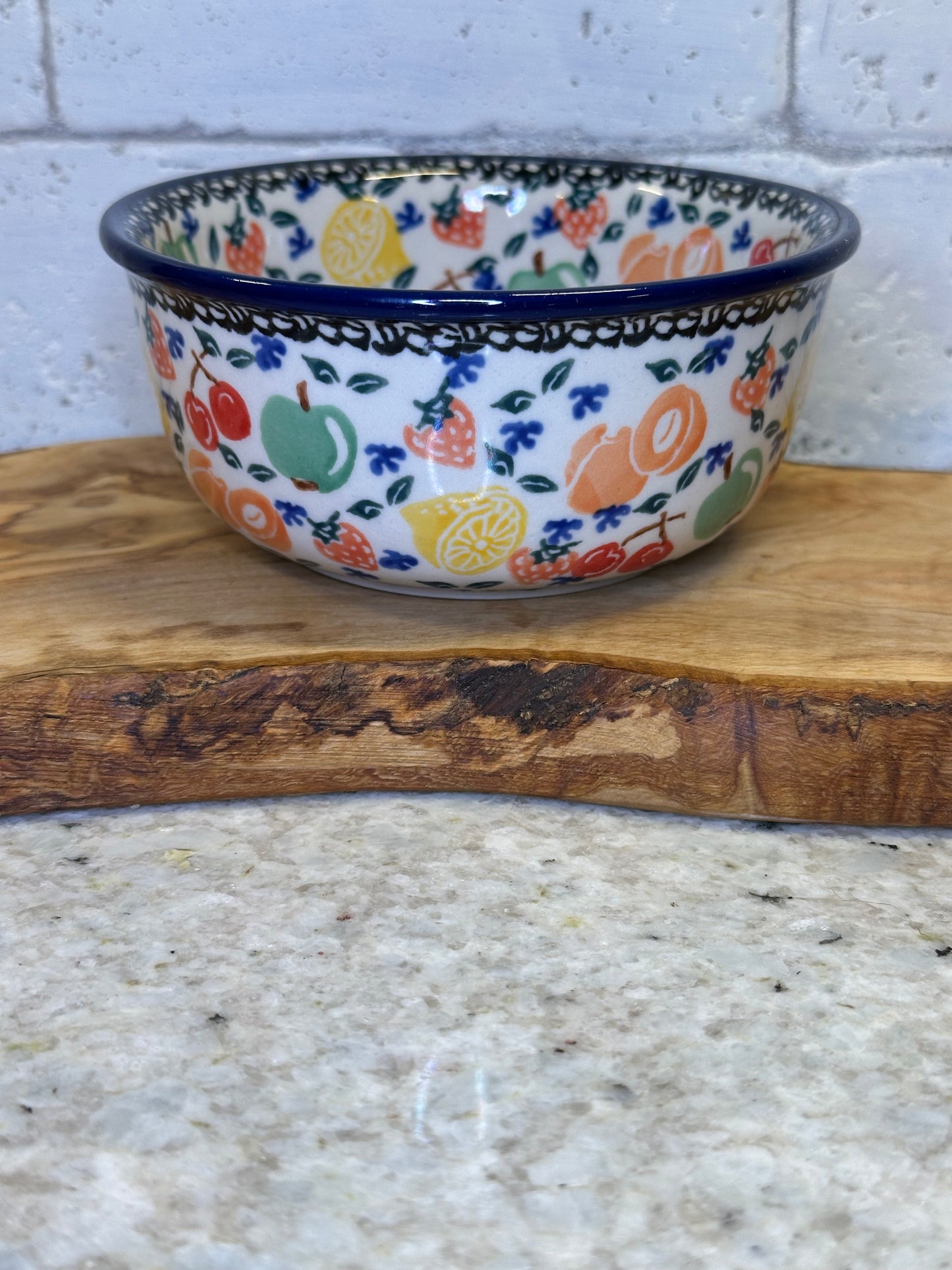 Ceramika Artystyczna Polish Pottery, Unikat Tutti Fruiti, Bowl, 5"