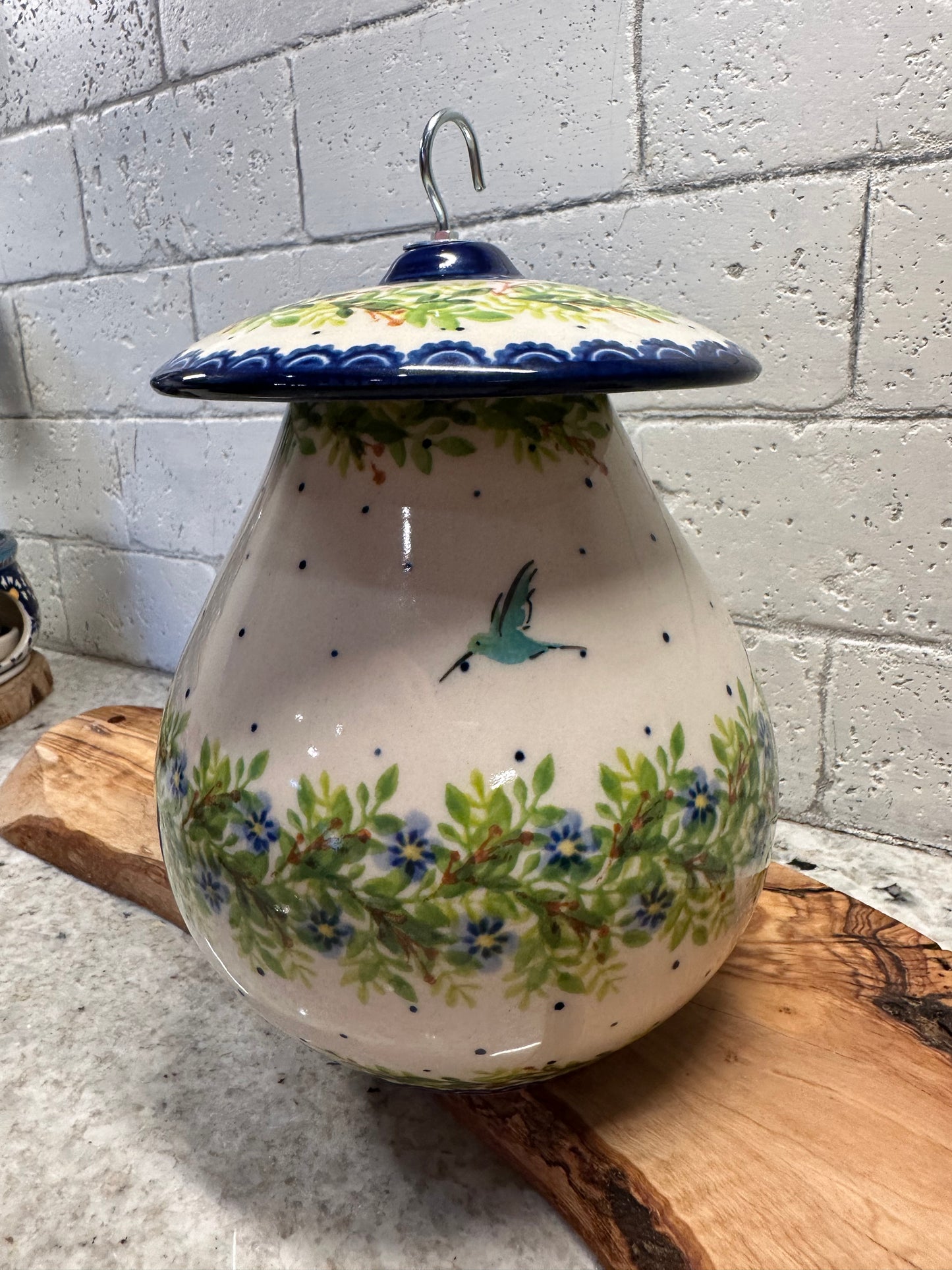 Kalich Polish Pottery, Hummingbird Bird House