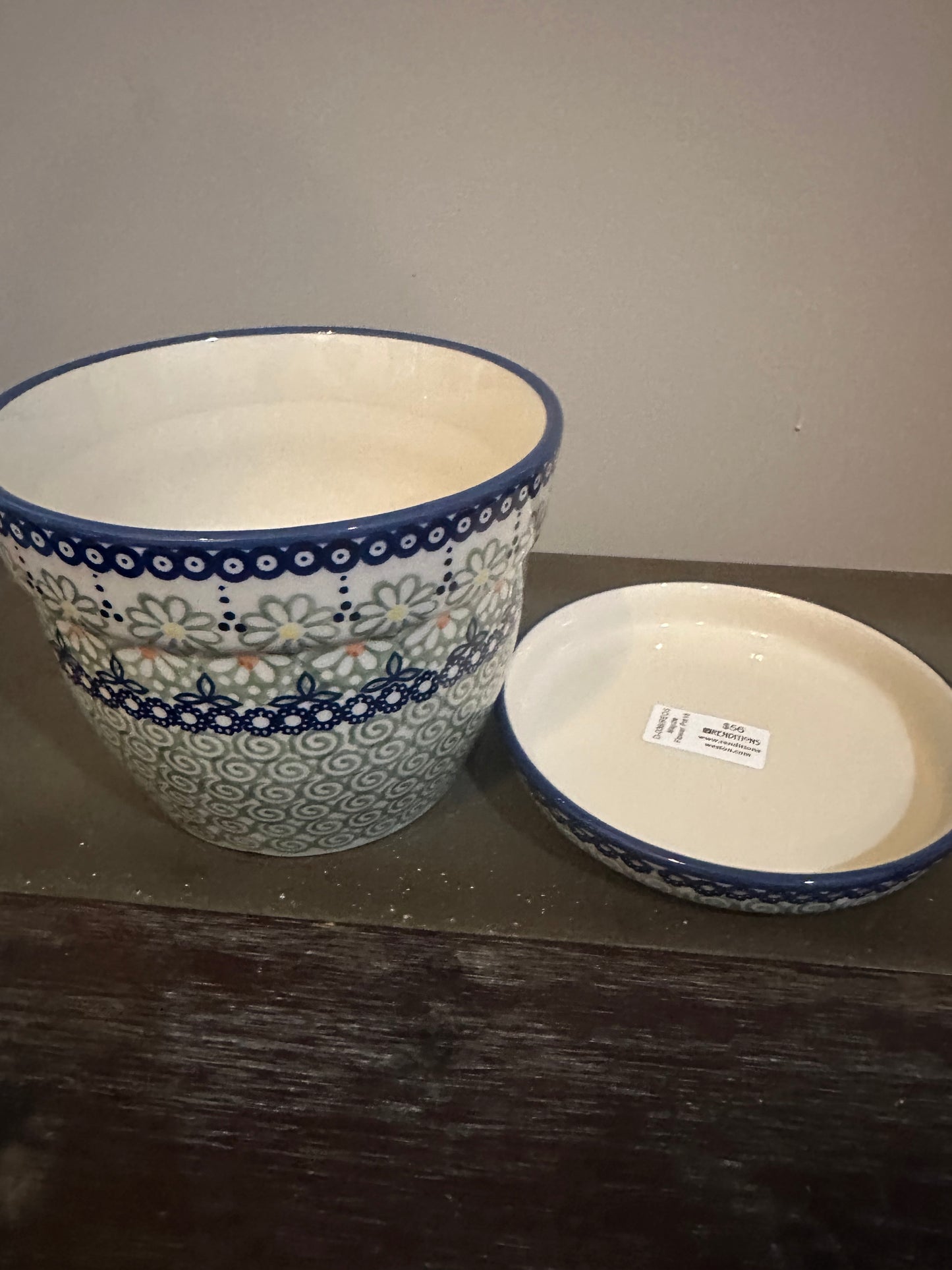 Manufaktura Mayzie Flower Pot/Planter