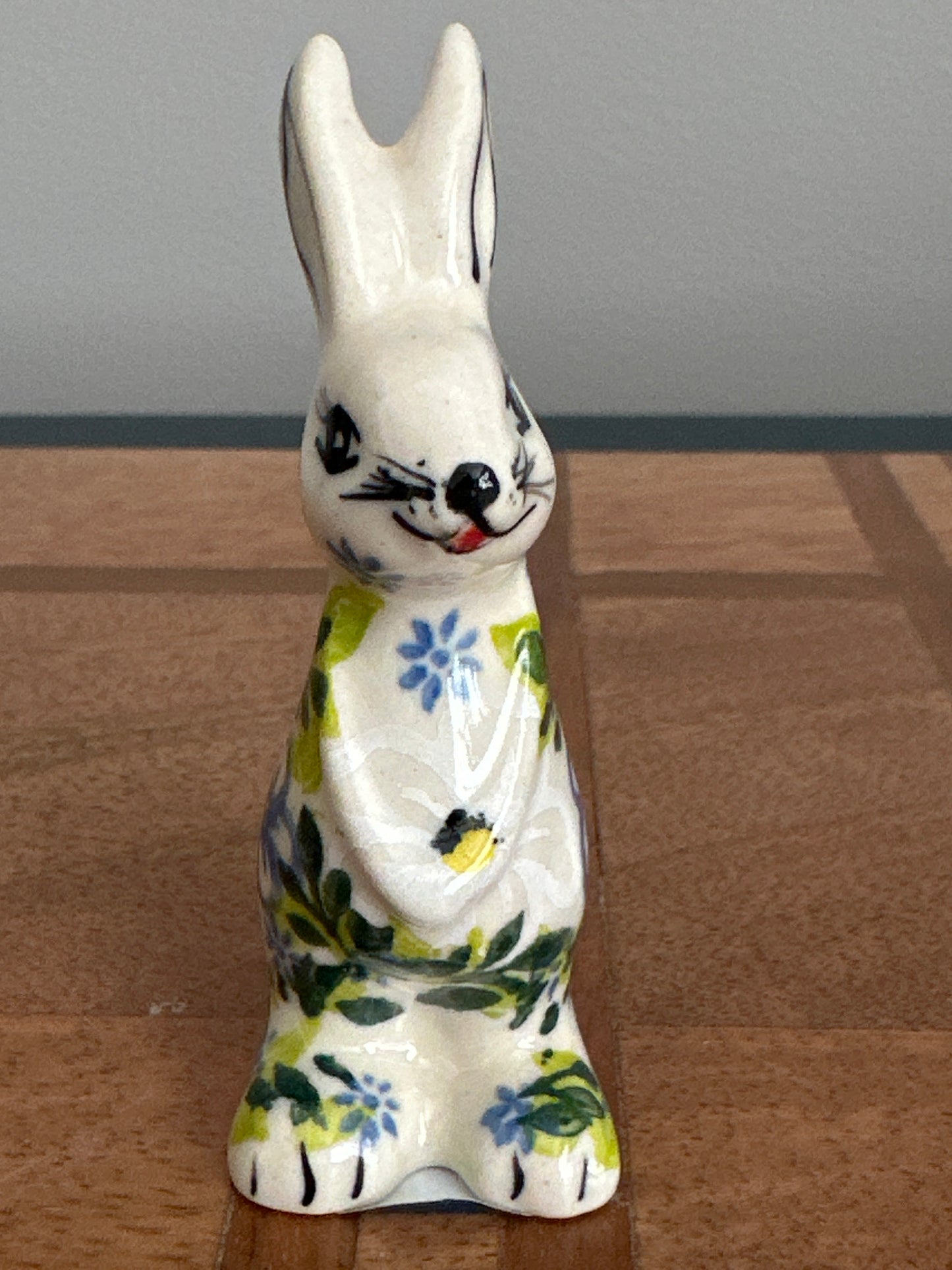 Kalich Polish Pottery, Mini Stand Up Rabbit/Bunny Figurine, Pattern D