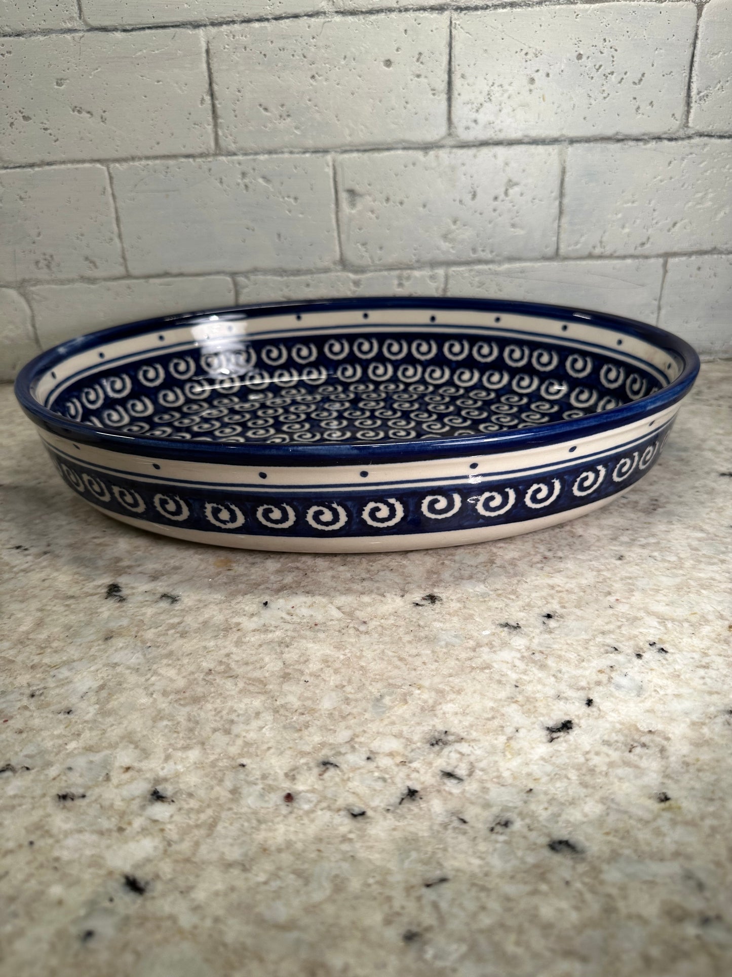 Zaklady Polish Pottery, Traditional Swirls, Large Baker, Preowned
