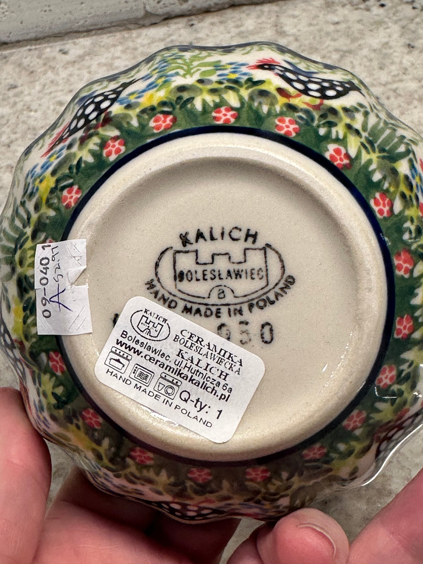 Kalich, Art Level A, Black Polka Chicken, Scalloped Bowl