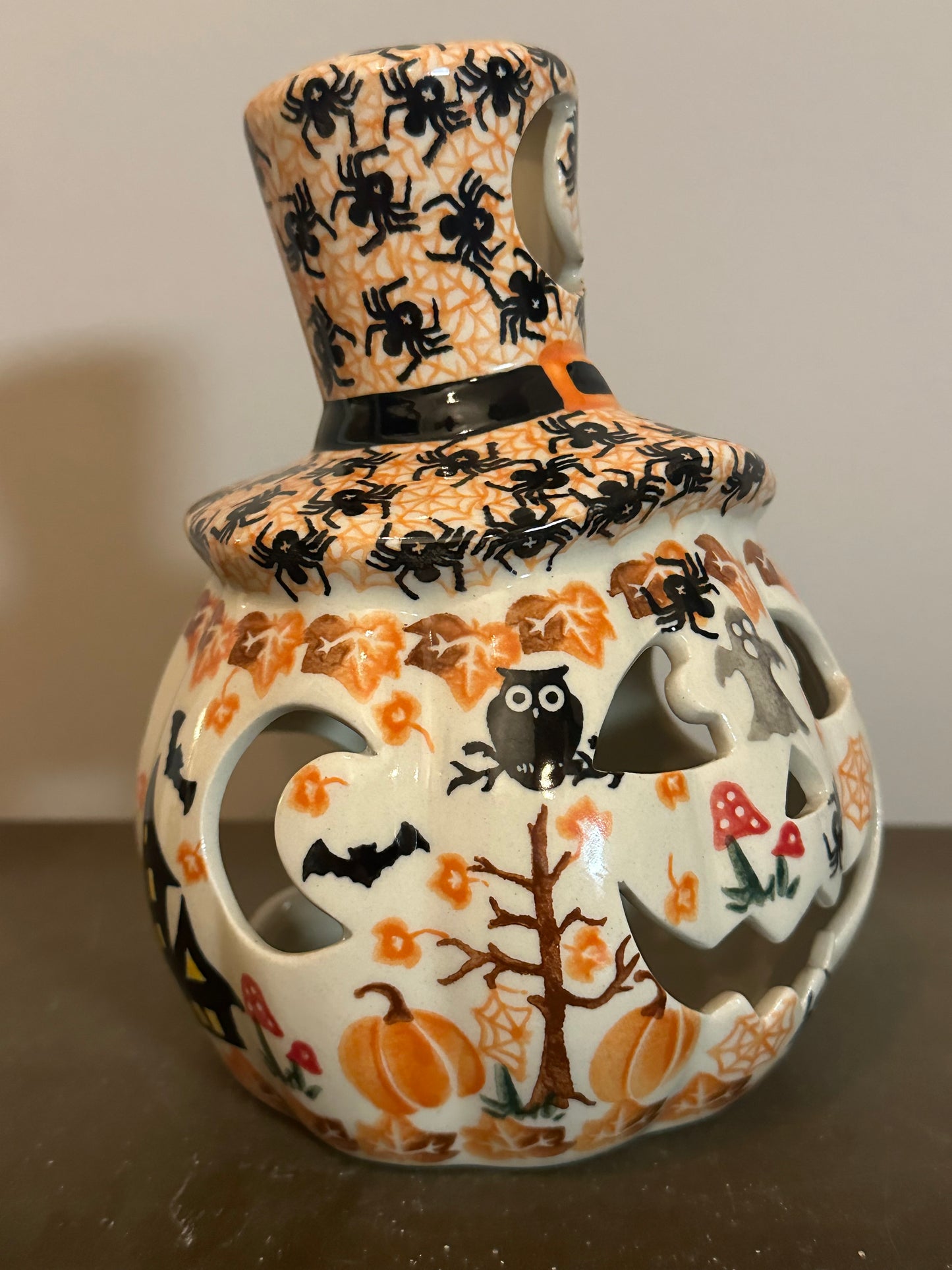 Vena Enchanted Pumpkin Jack'O'Lantern with Top Hat