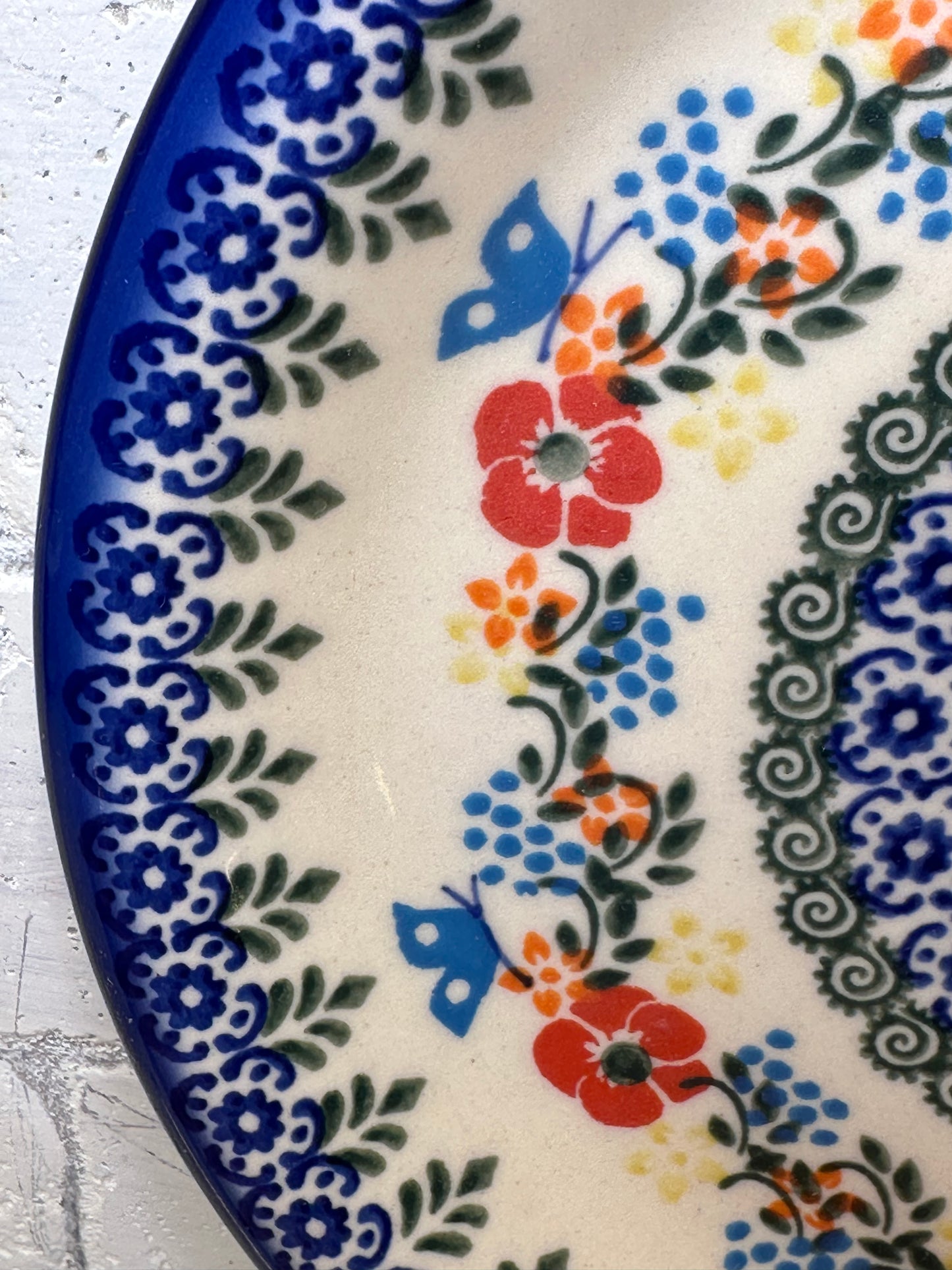 Ceramika Bona Polish Pottery, Unikat Ring of Meadow Flowers, Dinner Plate 10"