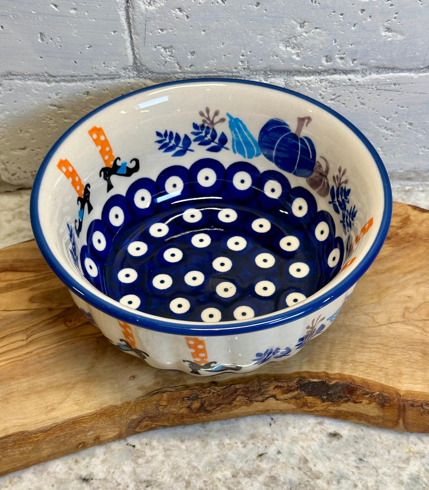 Manufaktura, Bewitched, Fluted Cereal Bowl 6"
