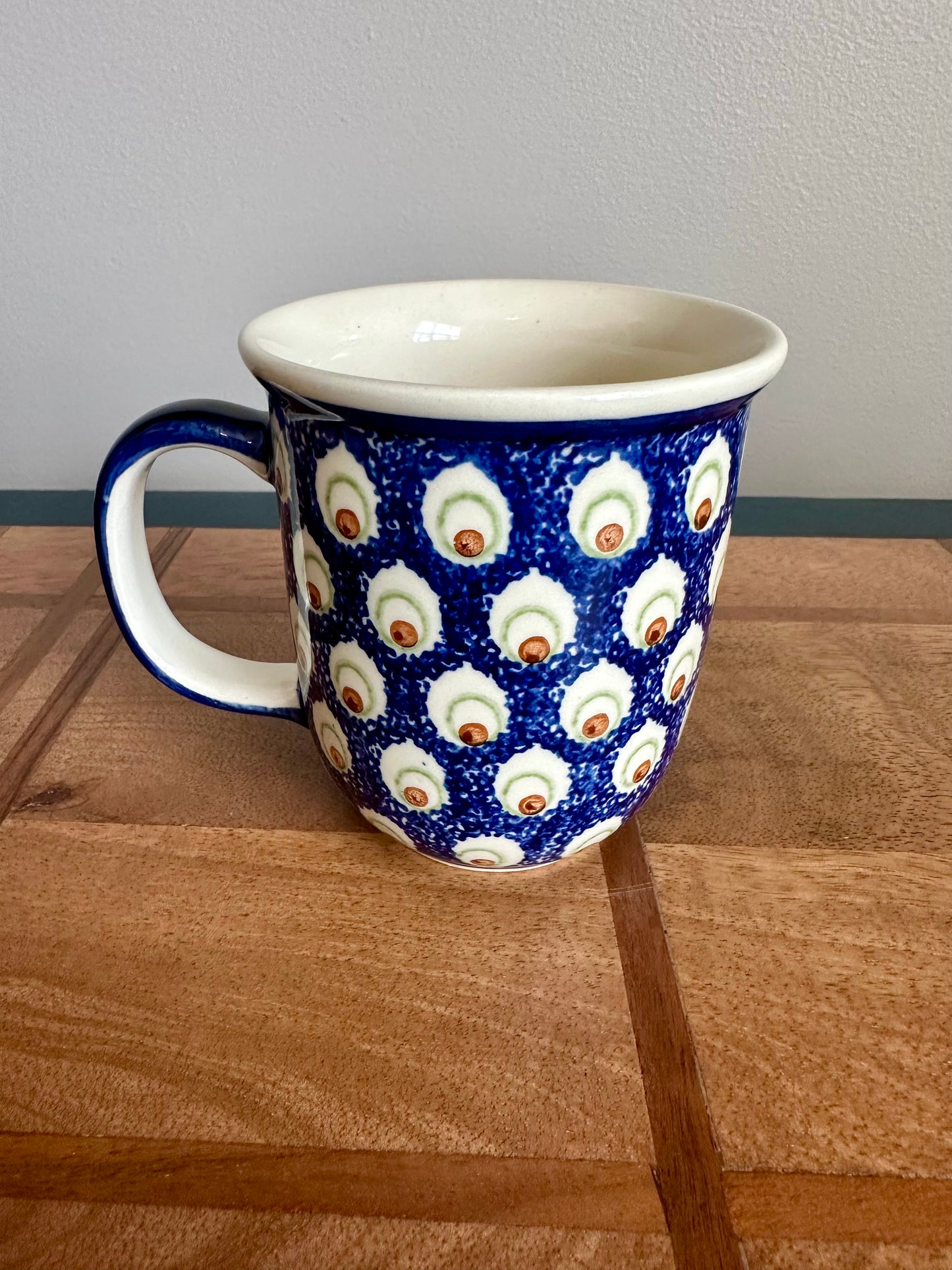 Preowned- Wiza Traditional Peacock Mug 12 oz