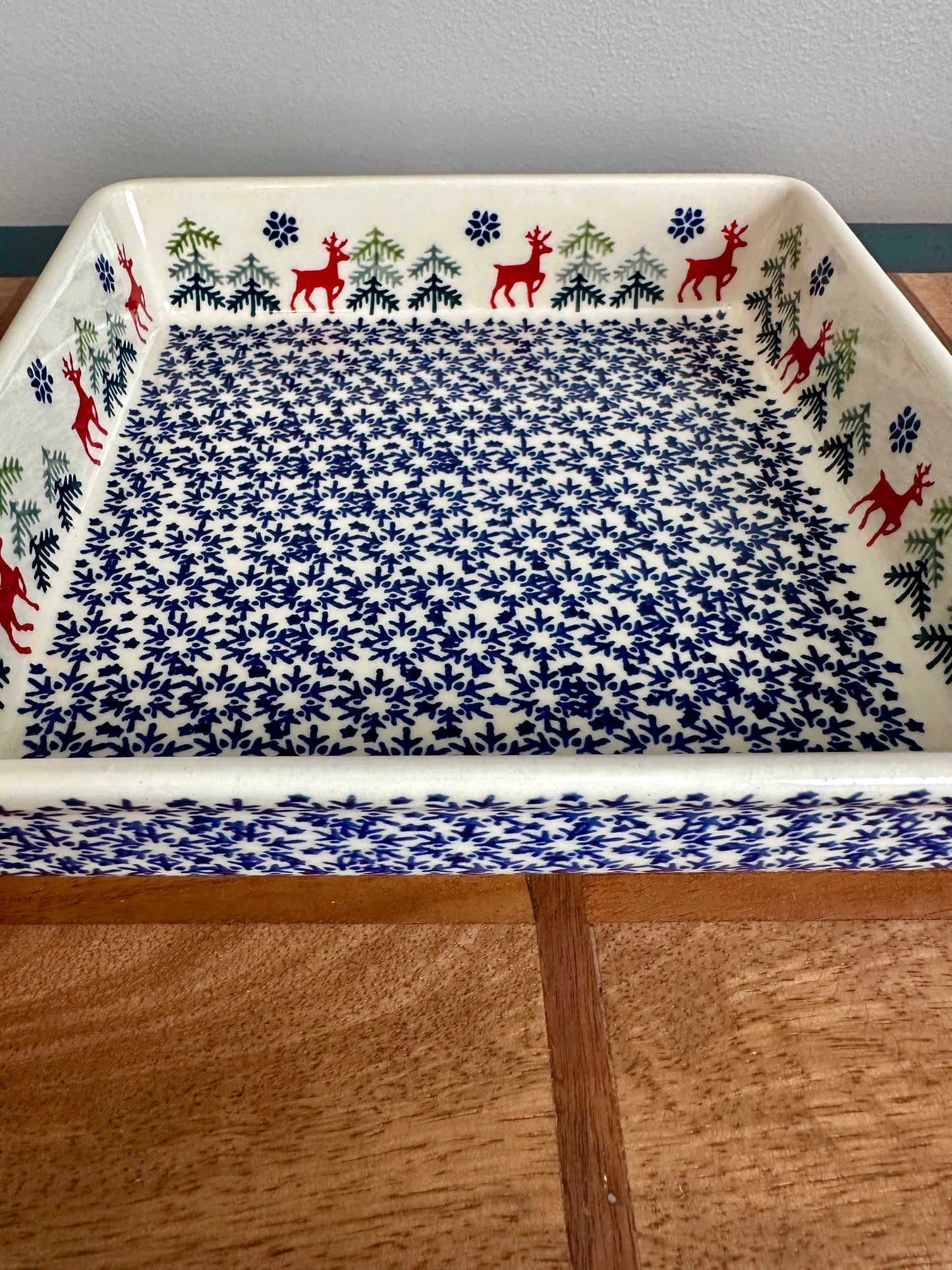 Preowned- Manufaktura Reindeer & Snowflake Square Baker